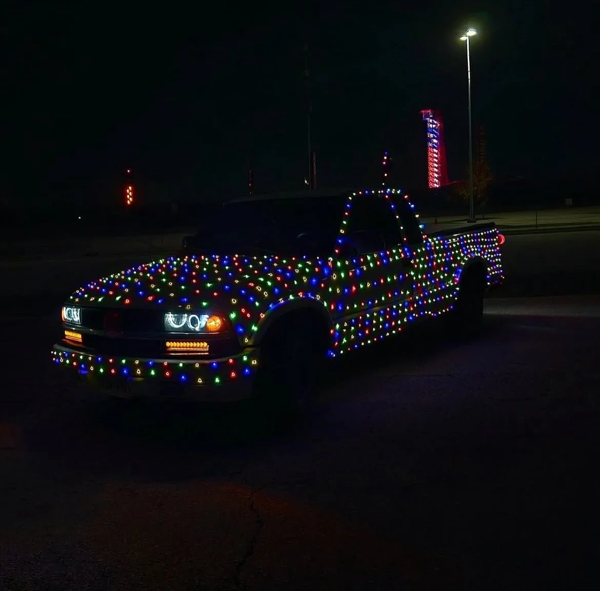 Merry Christmas Everyone. We hope Santa brung you all the S-Series parts you asked for 🎁

Owner - @atx.carlitoes 

#S10LIFE
____________________
#s10 #squarebody #gmc #chevy #chevorlet #dragracing #carculture #minitruck #car #cars #truck #minitrucki