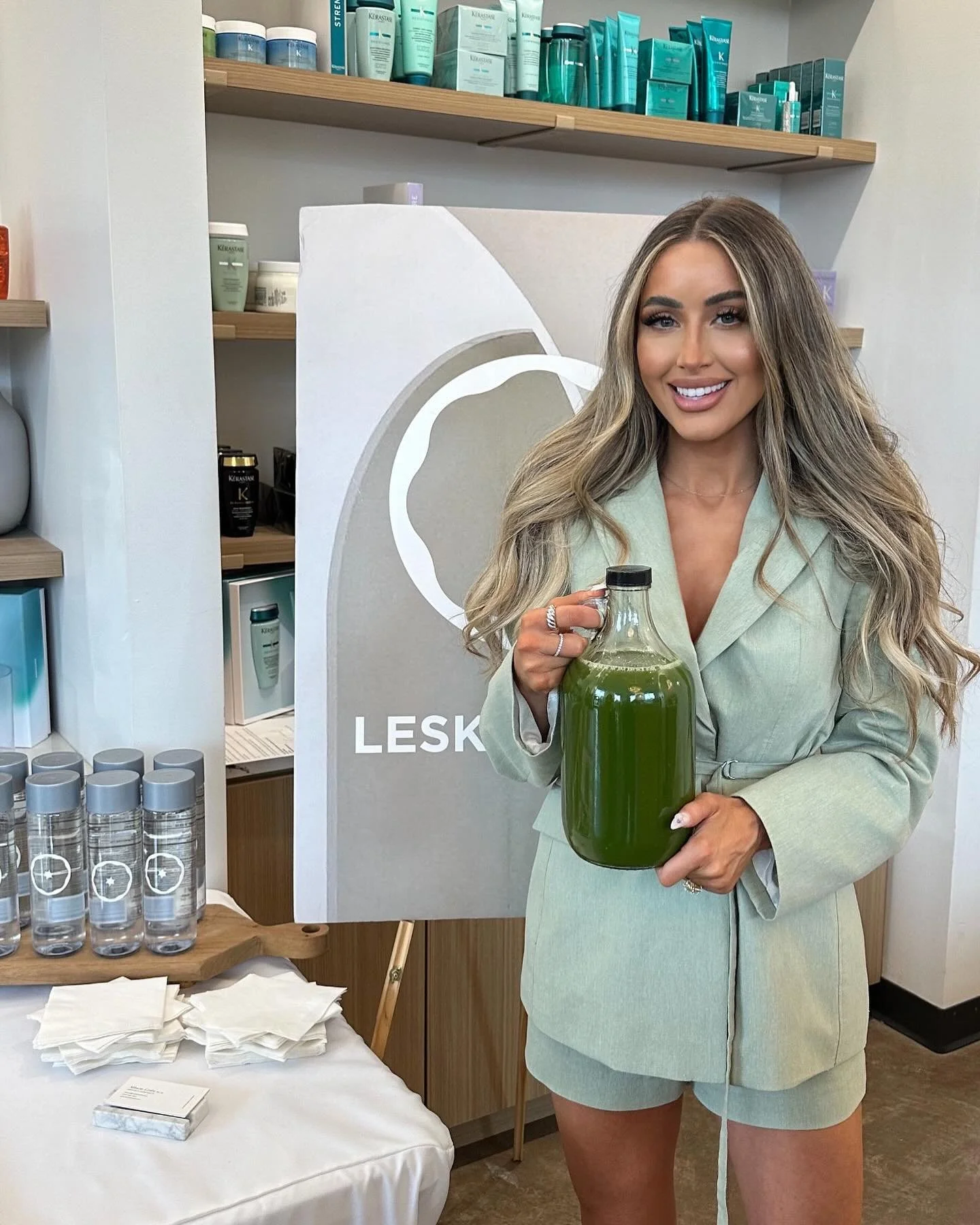 ✨ COMMUNITY IS EVERYTHING ✨

Overflowing with gratitude for this incredible Saint Louis community. We are united by our purpose and passion to empower women in achieving their happiest, healthiest selves. Thank you @twoonezero_stl for hosting the mos
