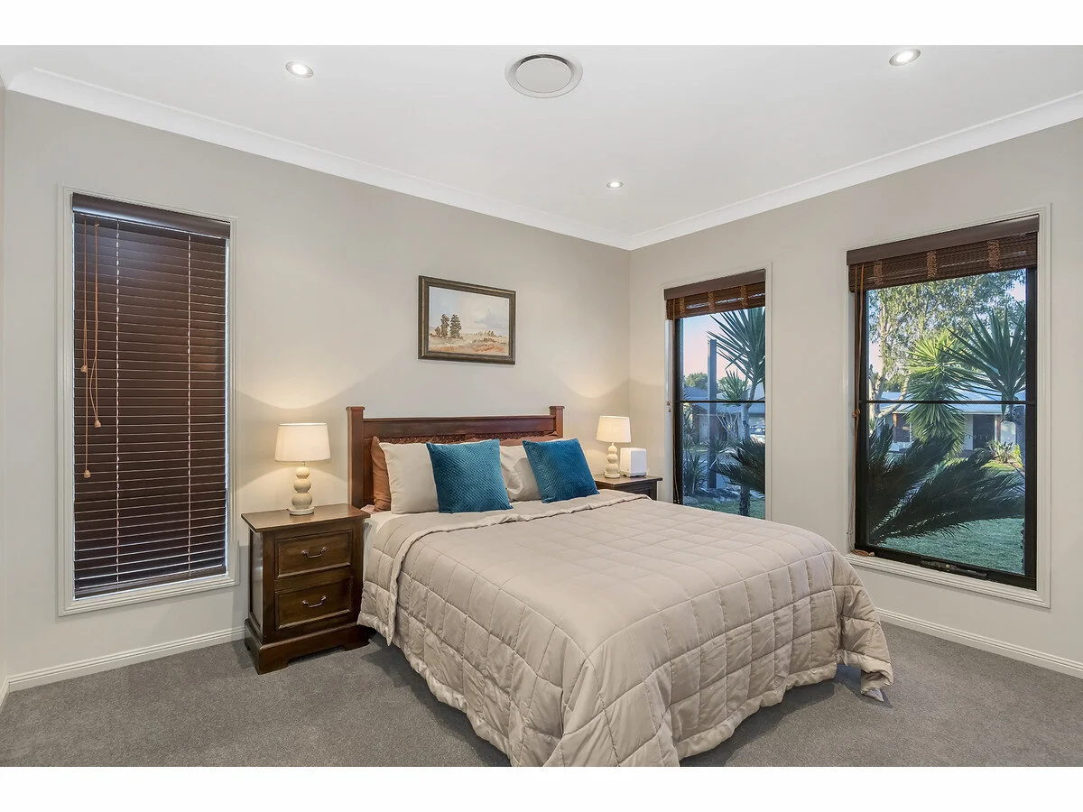 Ormeau 4 Bedroom 13.jpg