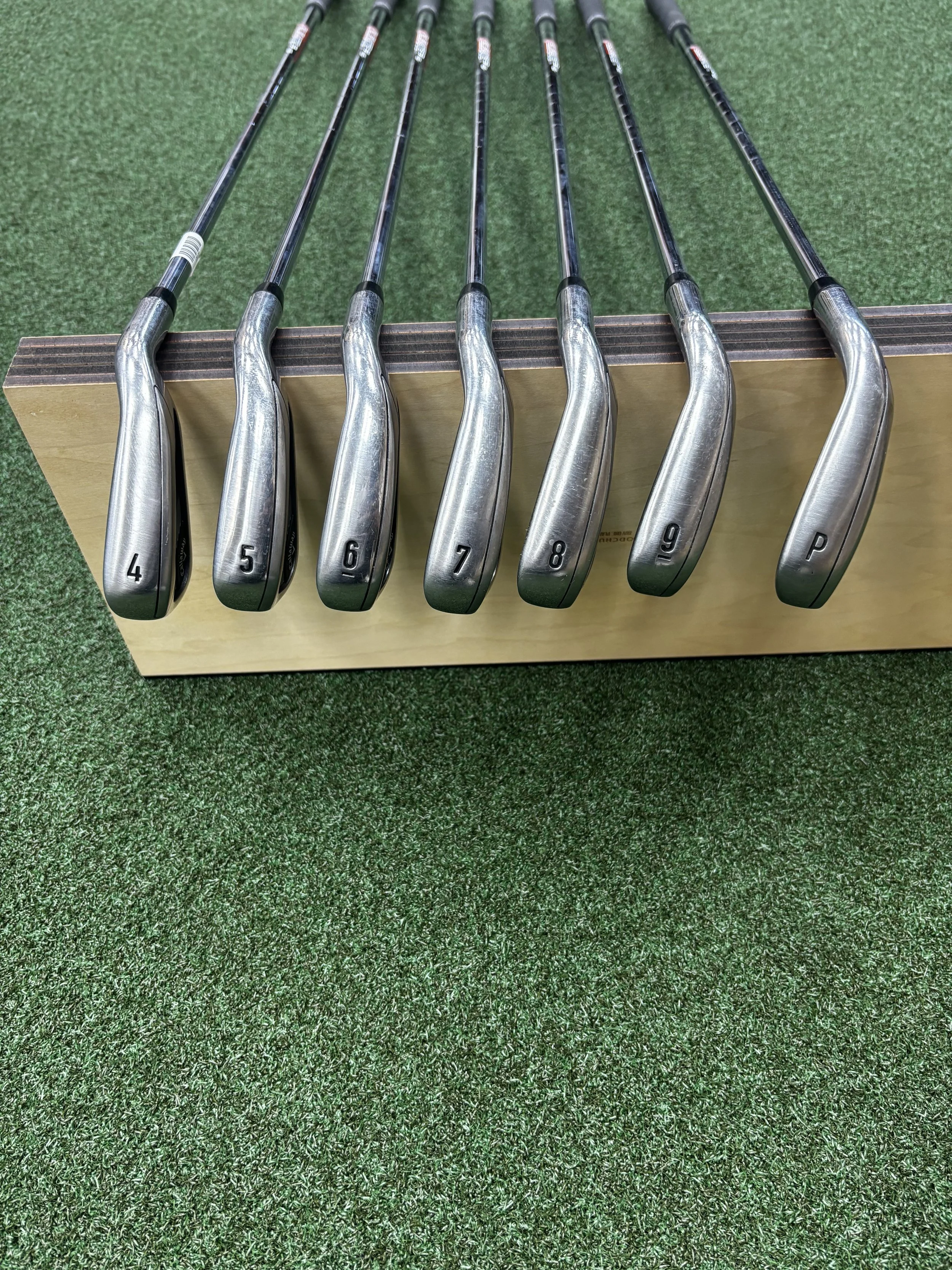 Used Right Handed Callaway Mavrik Irons