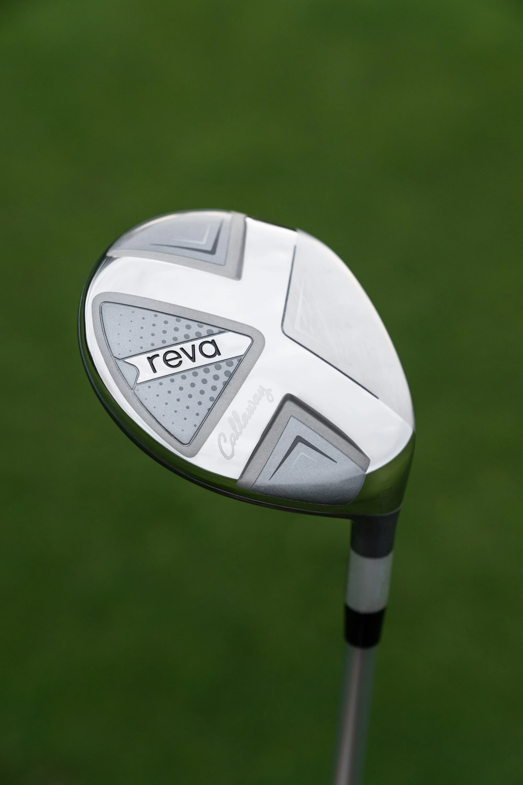 Fairway-Wood-Black-REVA-Complete-Set-Lifestyle-02-020526-8172.jpeg