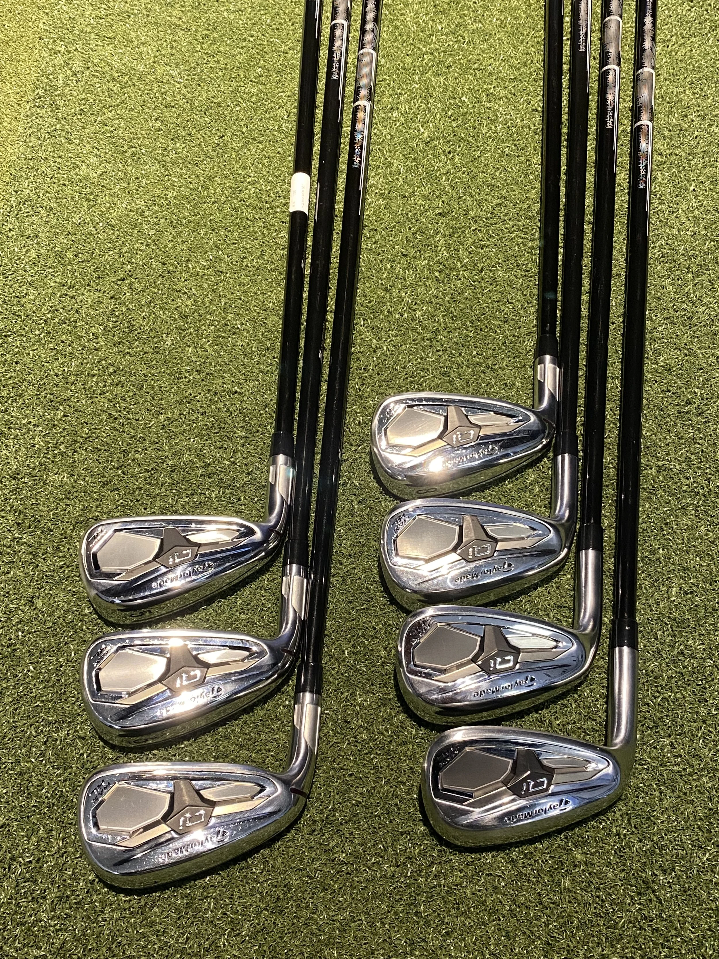 Used Left Handed Qi Max HL Irons