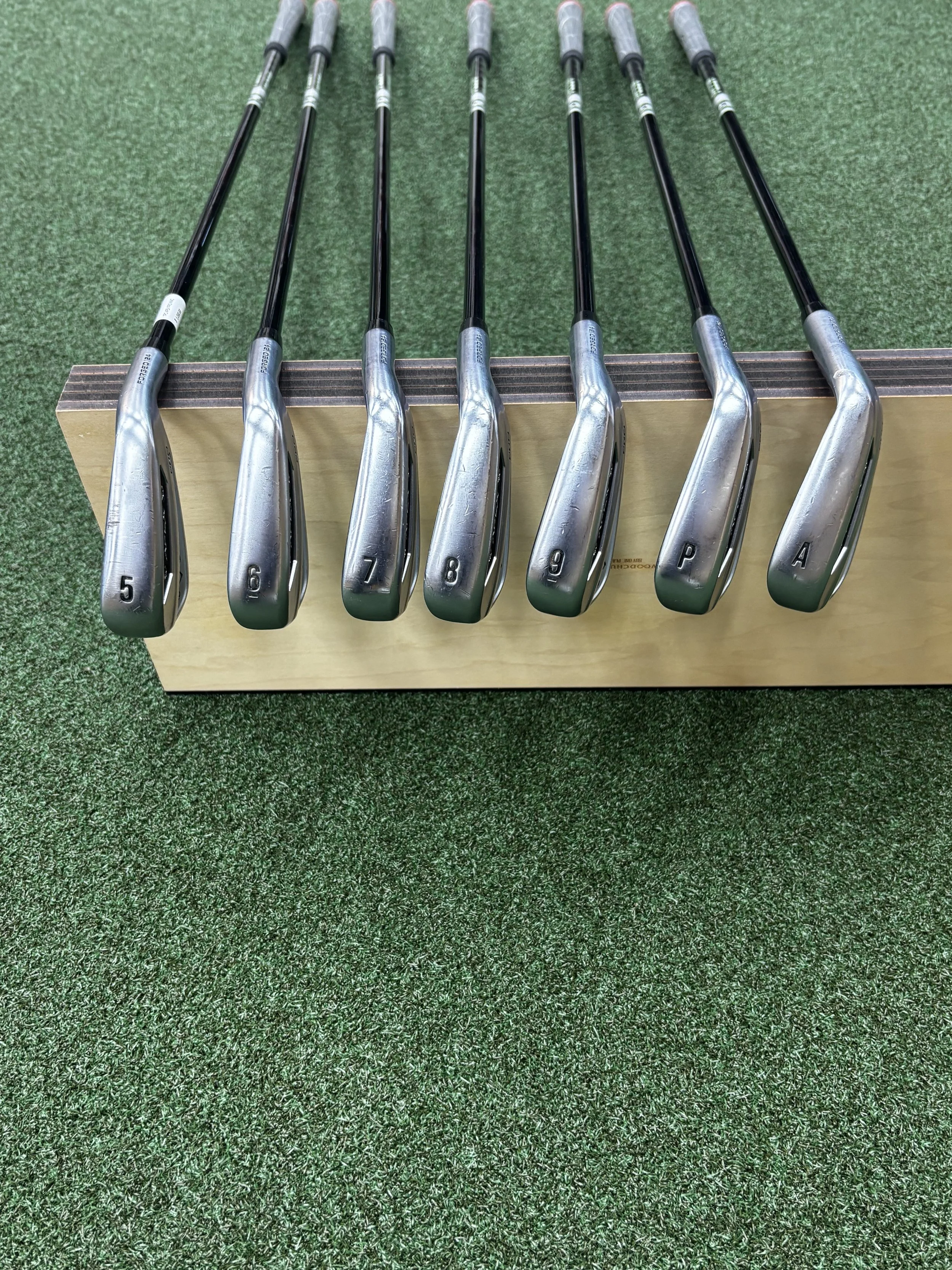 Used Right Handed Callaway Apex Pro W/Accra Shaft Iron Set