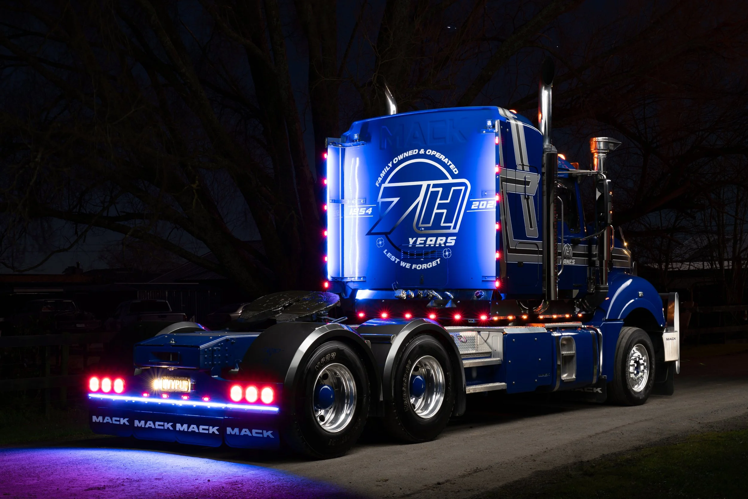 2024 MACK SUPERLINER back.jpg