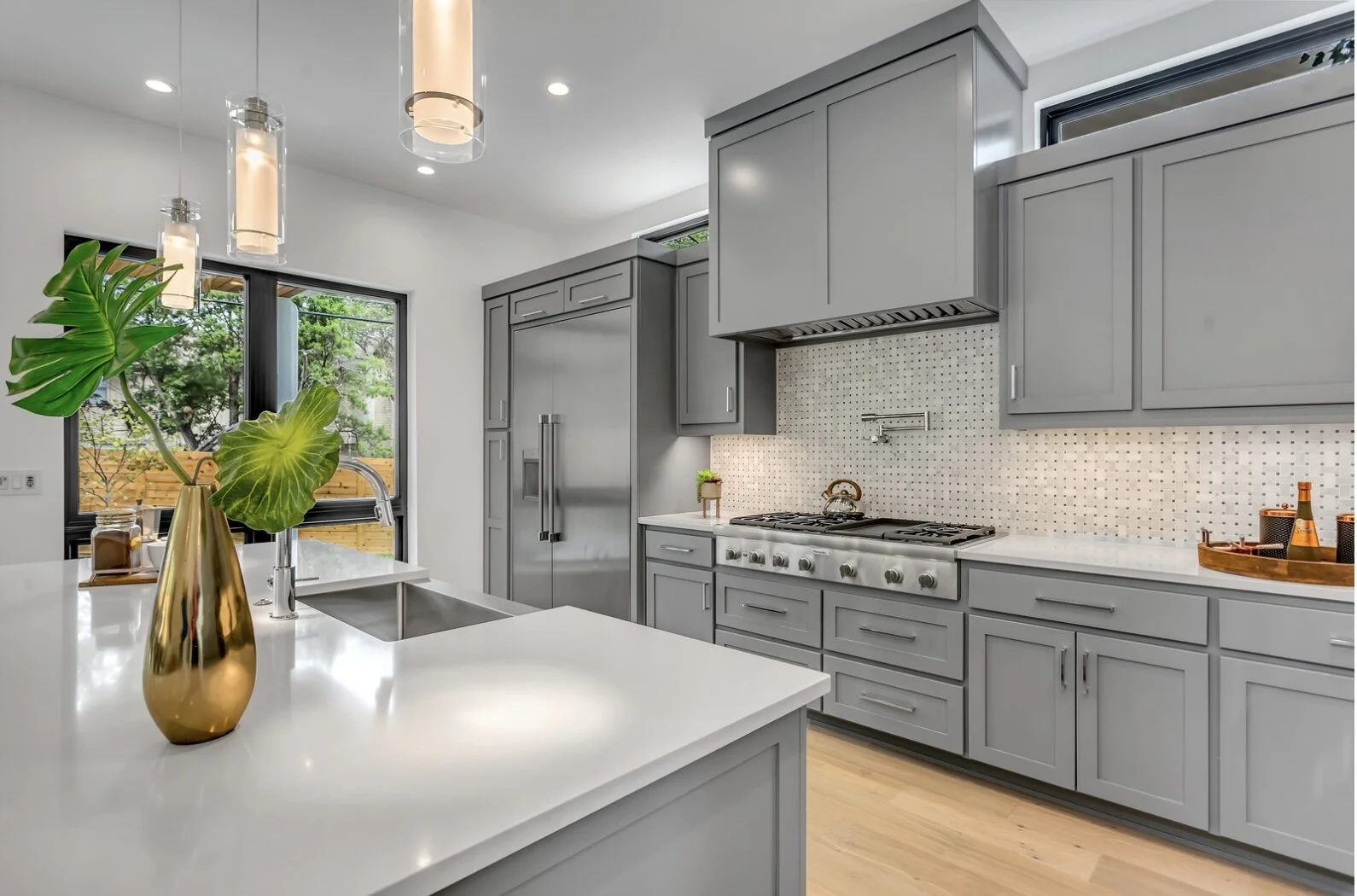 Shaker door style kitchen 