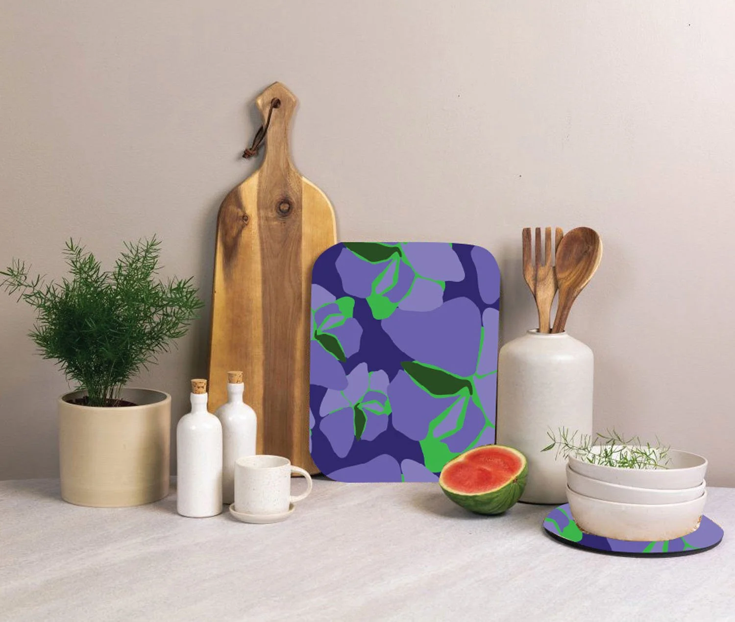 Pansy pattern tray and coaster in purple