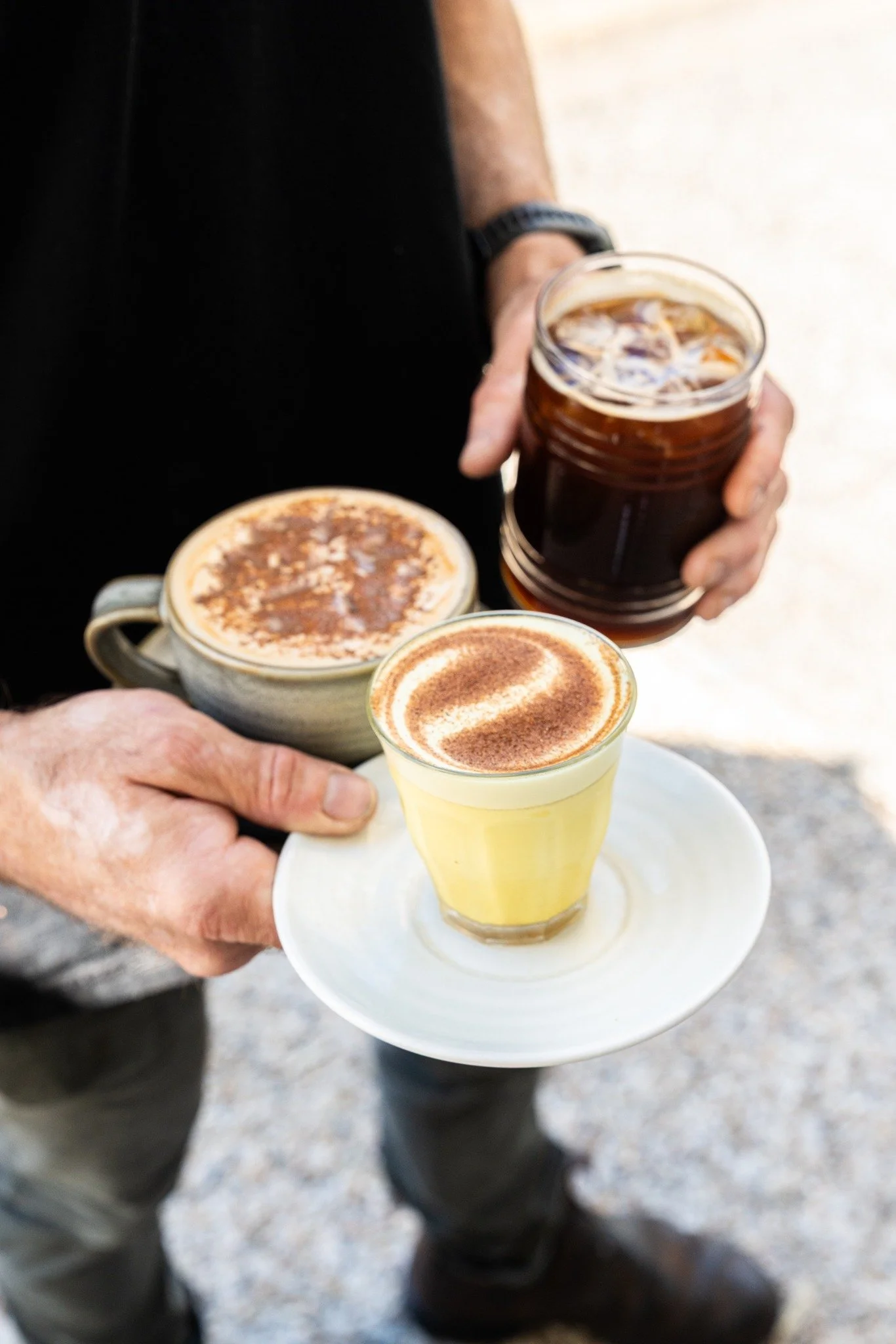 ☕ One for every mood...smooth flat white, golden turmeric latte, and our iced long black to keep things cool.
However you take your coffee, we’ve got your morning sorted 🌿
#WillowCafe #BrisbaneCafe #CoffeeTime #CafeVibes #BrisbaneEats #Specia