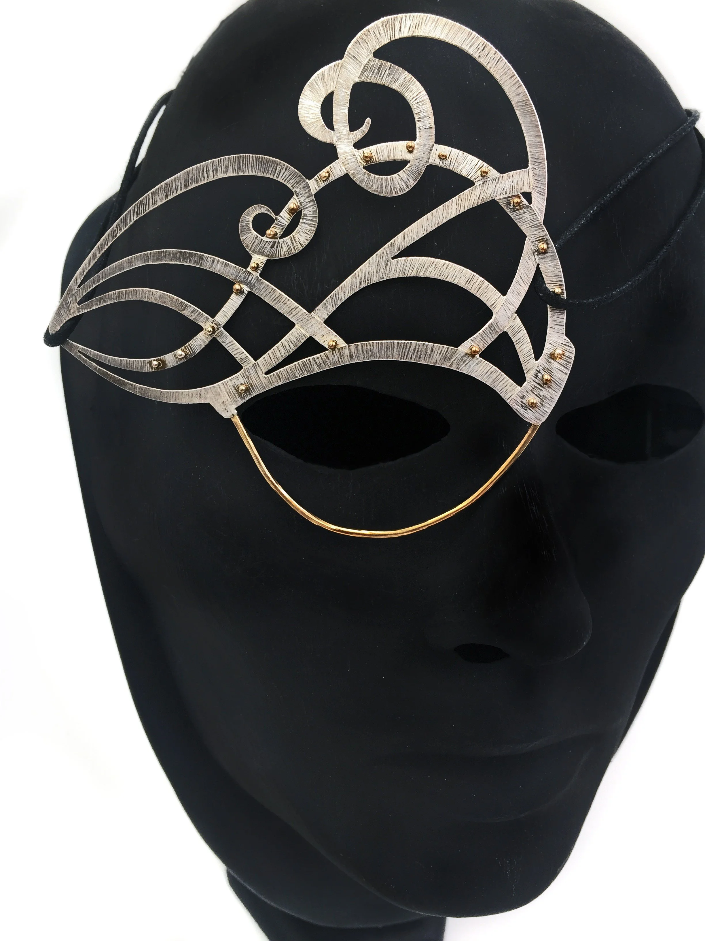 oannes black mask.jpg