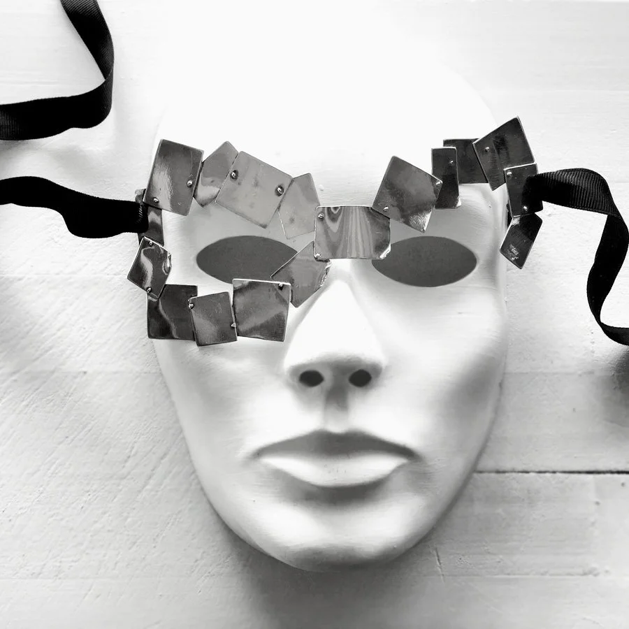 arlecchino white mask 900.jpg