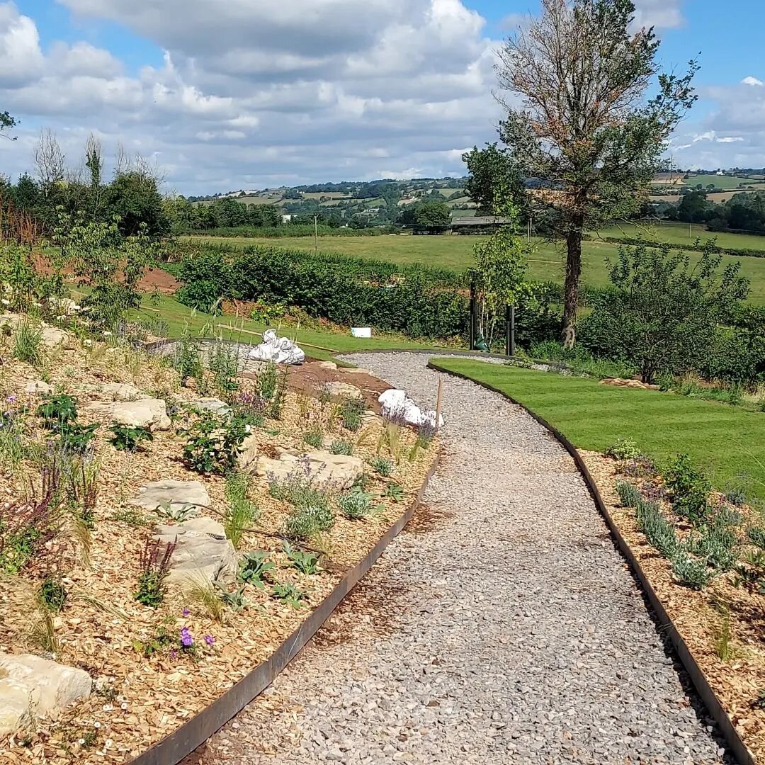 Oh boy !
#gardenredesign
#stonebarnlandscapes 
#wow
@theponychewvalley