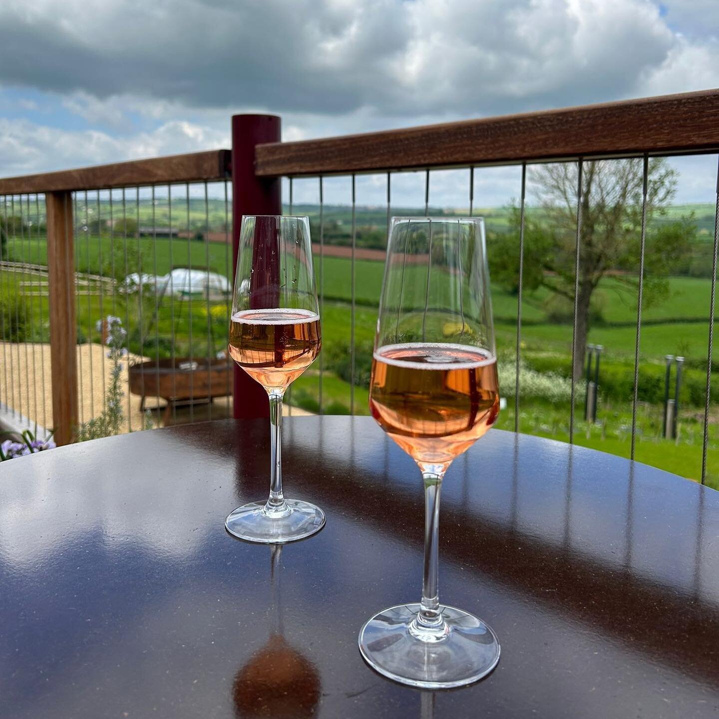 Friday drinks on the terrace anyone?

Join us for some drinks and snacks and enjoy the view of chew! Fancy something a bit more we have a few spaces left for dining also for an impromptu Friday dinner! 

#somersetfoodie #bristolfoodie #bristol #chewv