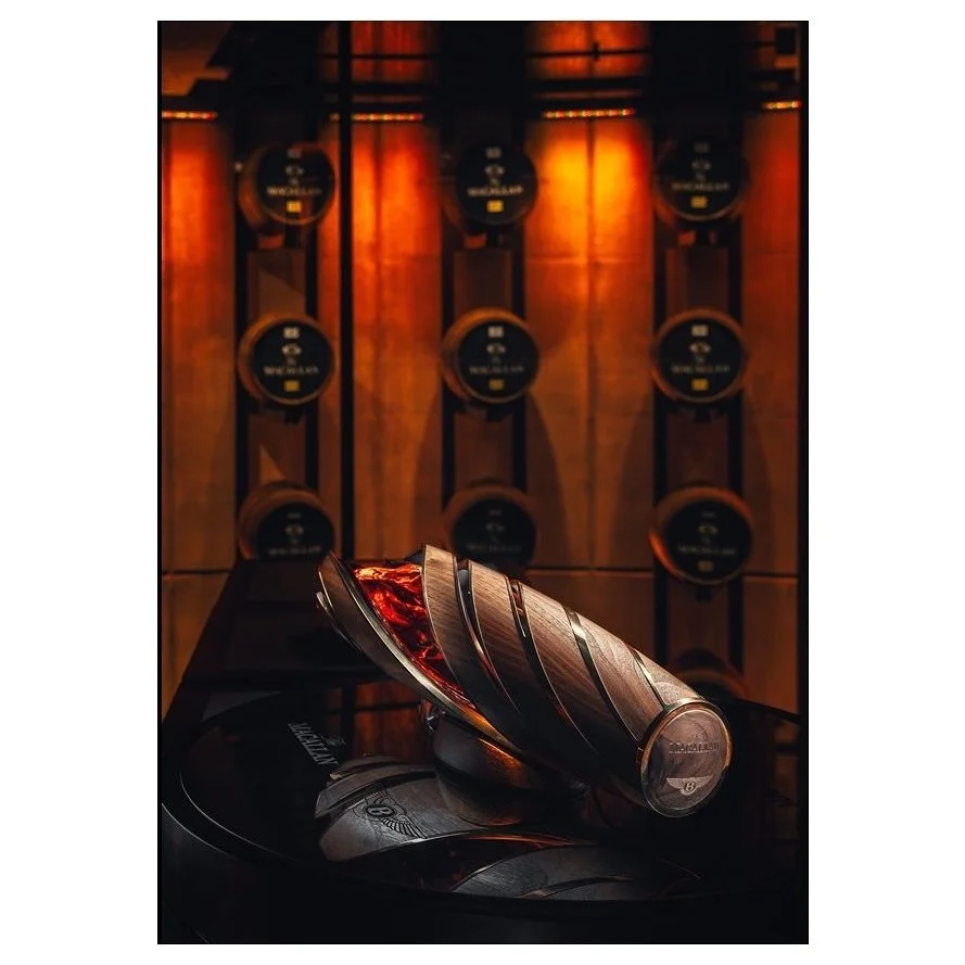 The Macallan x Bentley Horizon.
Two years of intensive development pushing the JGD teams craftsmanship, engineering, design and innovation capabilities to new limits.
Horizon Coincident with the 200-year anniversary of The Macallan, the two brands pu