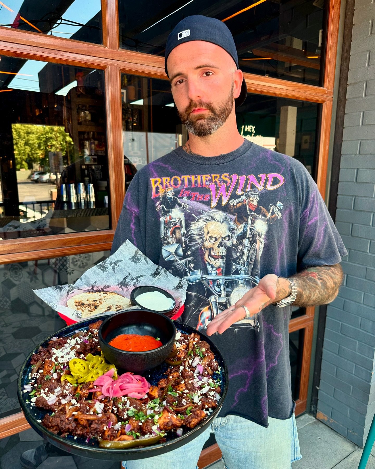 dishin&rsquo; up DISCADA tonight, honey 🔥 
&bull; chorizo, potatoes, bacon, chicken, steak, peppers + onions, tecate, pickled onion + jalape&ntilde;o, guajillo chili sauce, crema, flour tortillas 🌮 

*available while supplies last 🏃&zwj;♂️