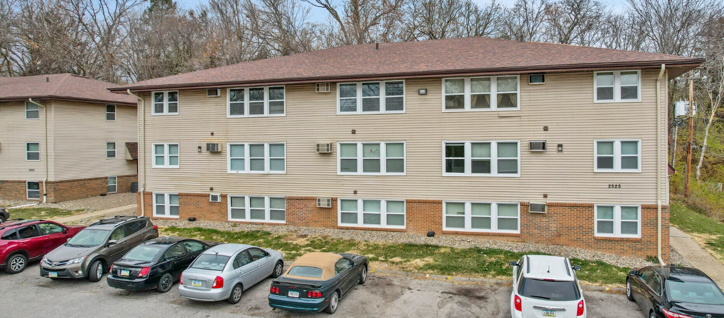 Woods Apartments
