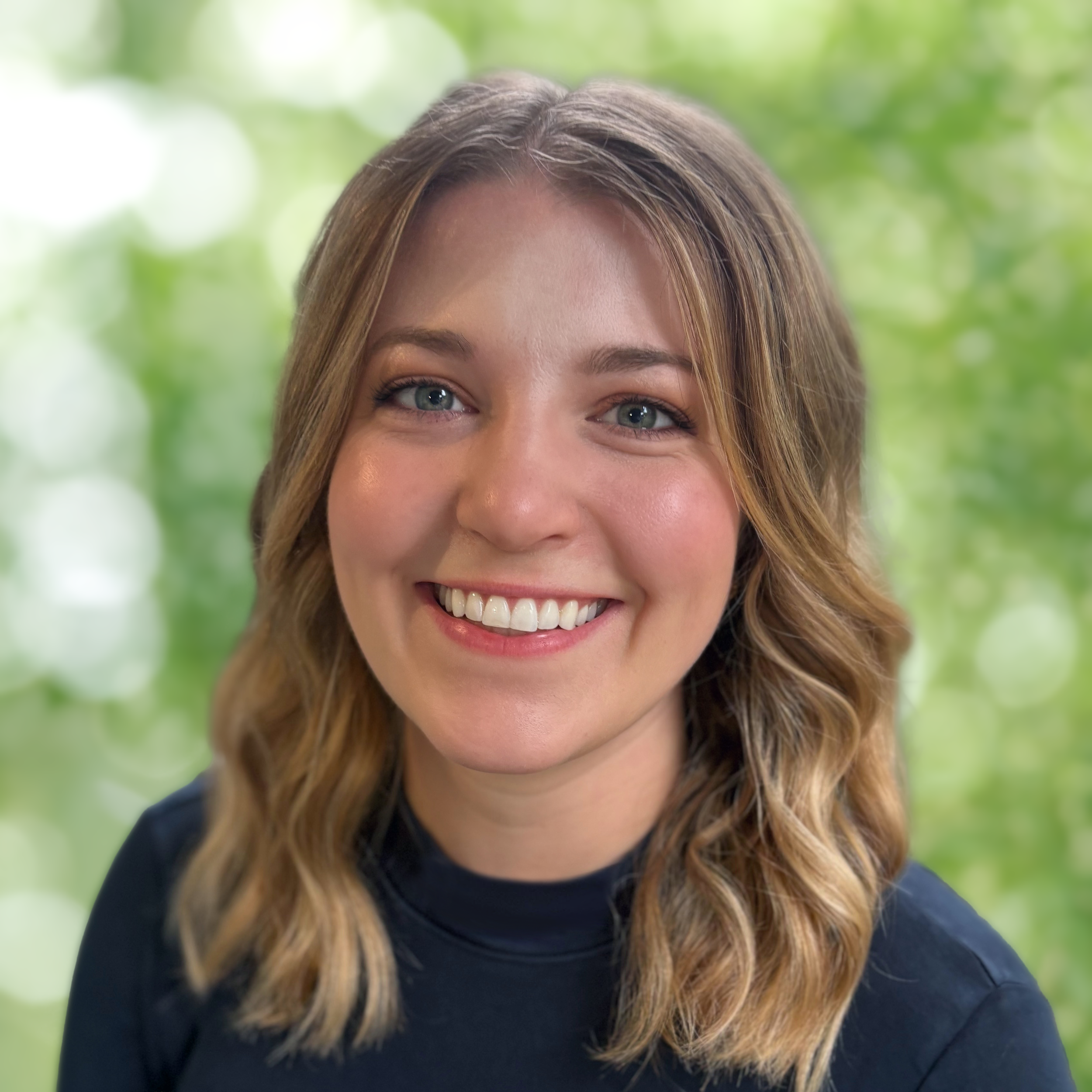 Lexi Belvis Headshot