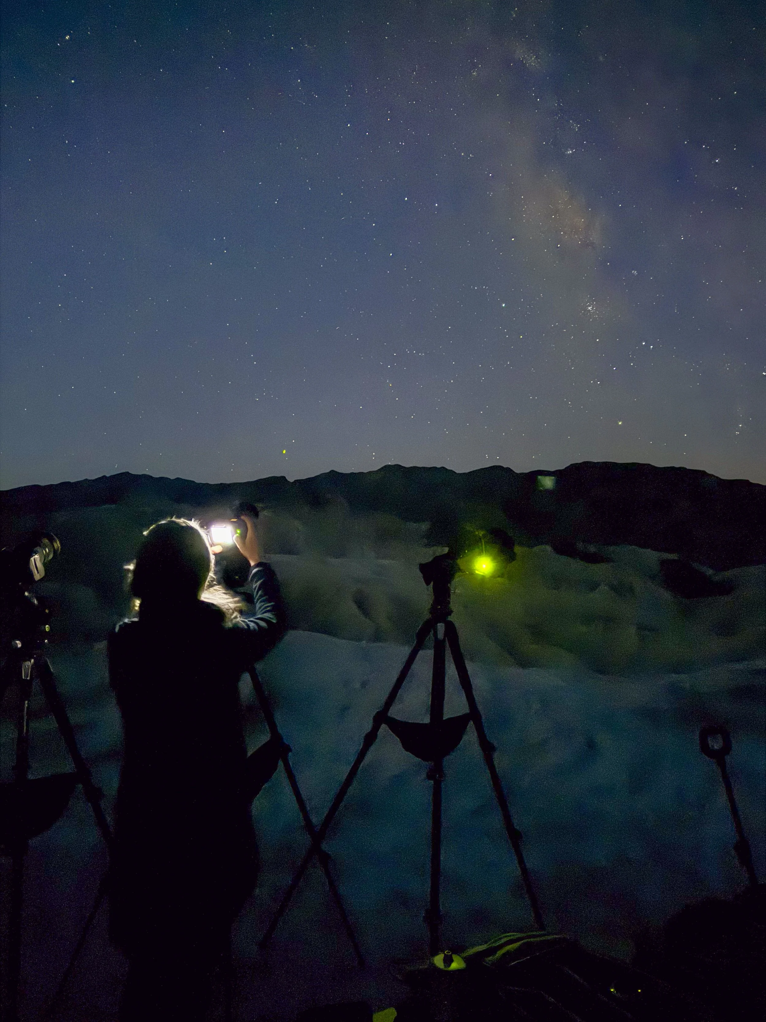 Kristine shooting at night in Death Valley with her DLSR cameras on tripods