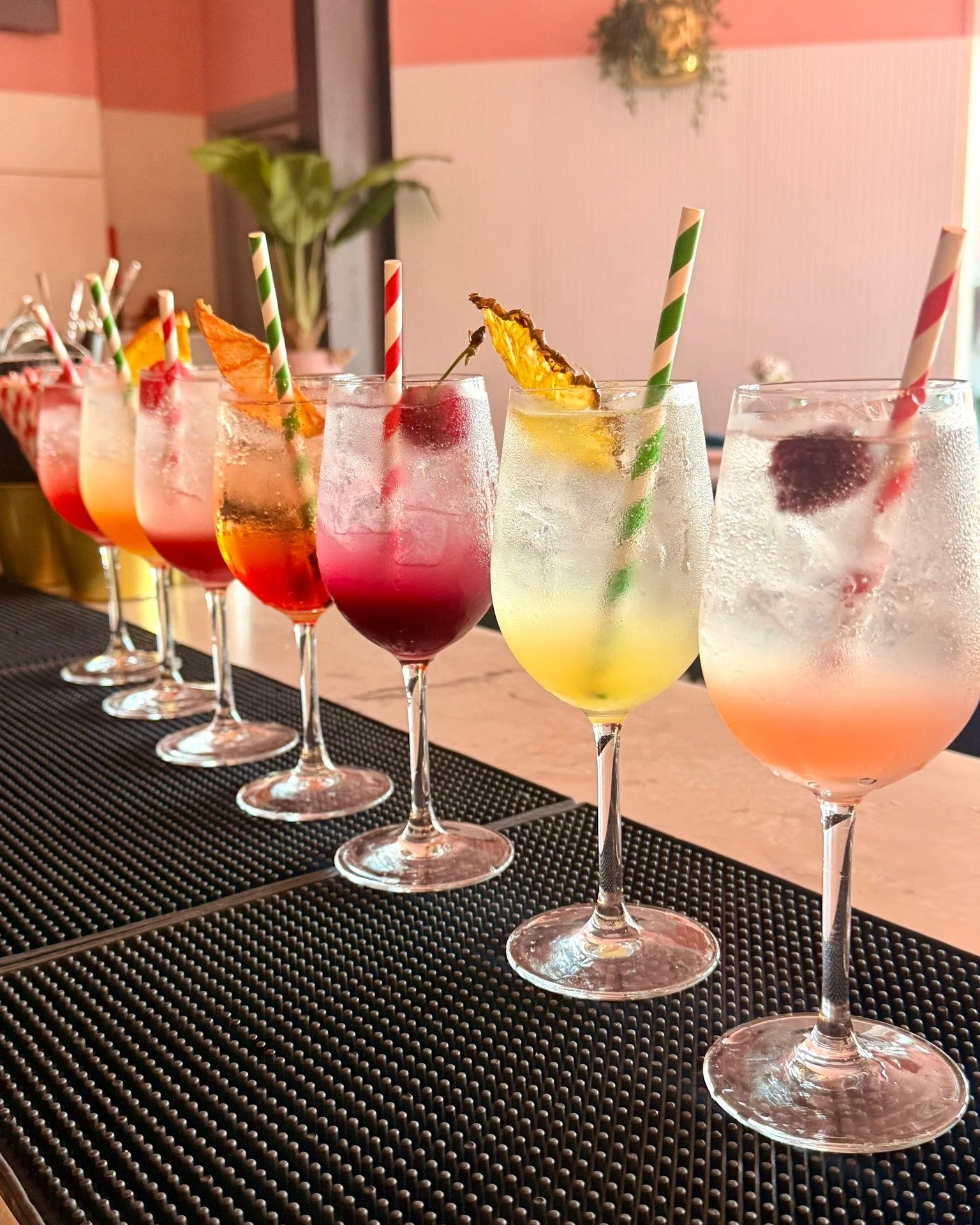 &pound;5 Friday's!! 🌸 All Day EVERY Friday 🌸 We got you 🌸 Join us this Friday 🌸 #cocktails #leicester #Audrey #bottomlessbrunch #afternoontea #prosecco #happyhour