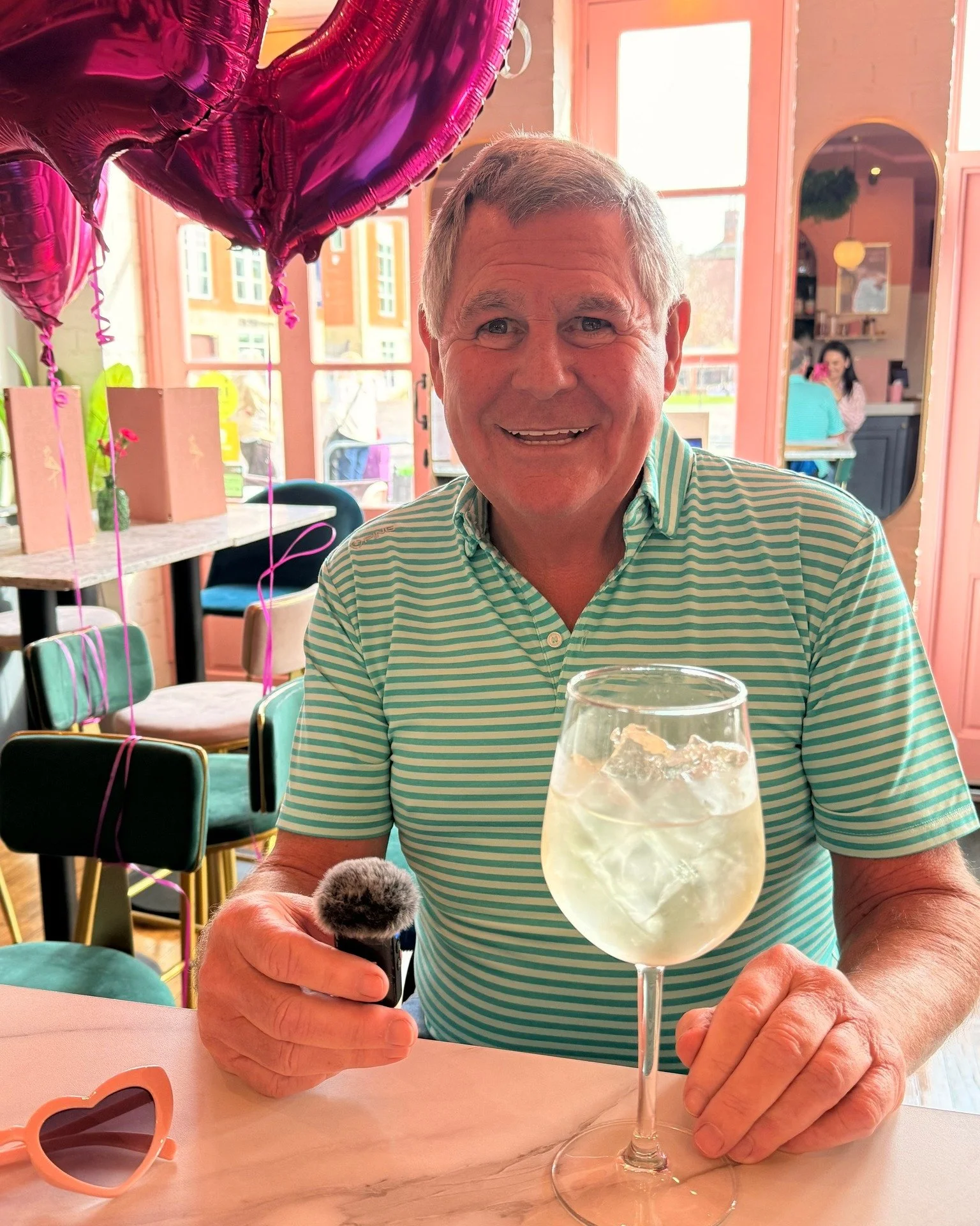 It's Audrey's Dad's birthday! 😘 He's often in Audrey drinking an XL glass of white wine, filled with ice! This man has helped us achieve our Audrey dream and for that we are truly grateful. Happy Birthday Paul ✨ #cocktails #leicester #Audrey #bottom