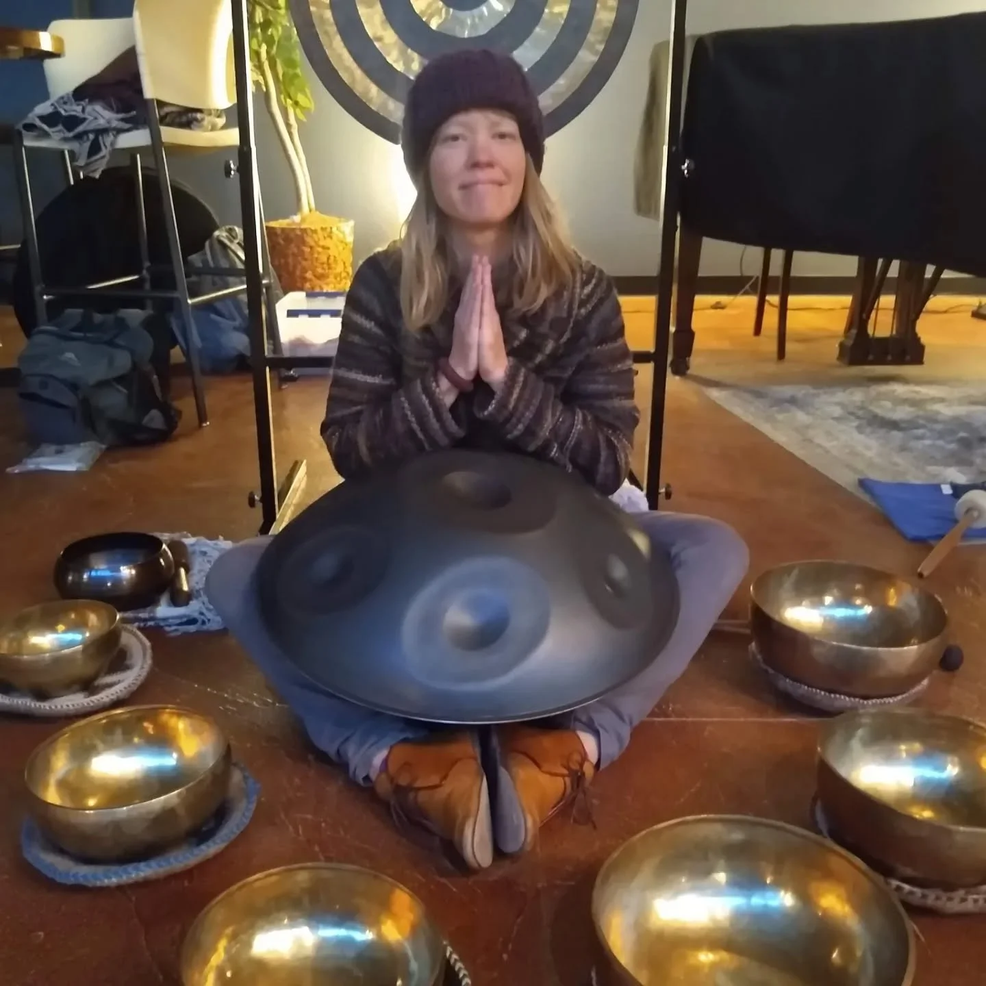 There is a definitive moment of initiation for this sound facilitation journey.

6 years ago [the actual date being 12.3] I received an invitation from a dear friend, a tremendous seer, to energetically cleanse a workspace, amongst two separate invit