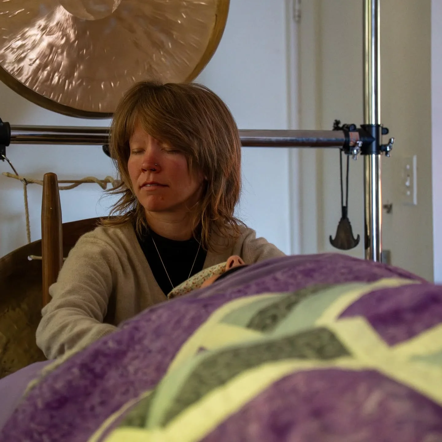 You move through your life.
Take in what you take in, do what you do, move how you move &amp; then you pause.
You take space to truly rest.

My role [ in sound &amp; craniosacral work ] is to hold safe &amp; grounded space so your body can digest, as