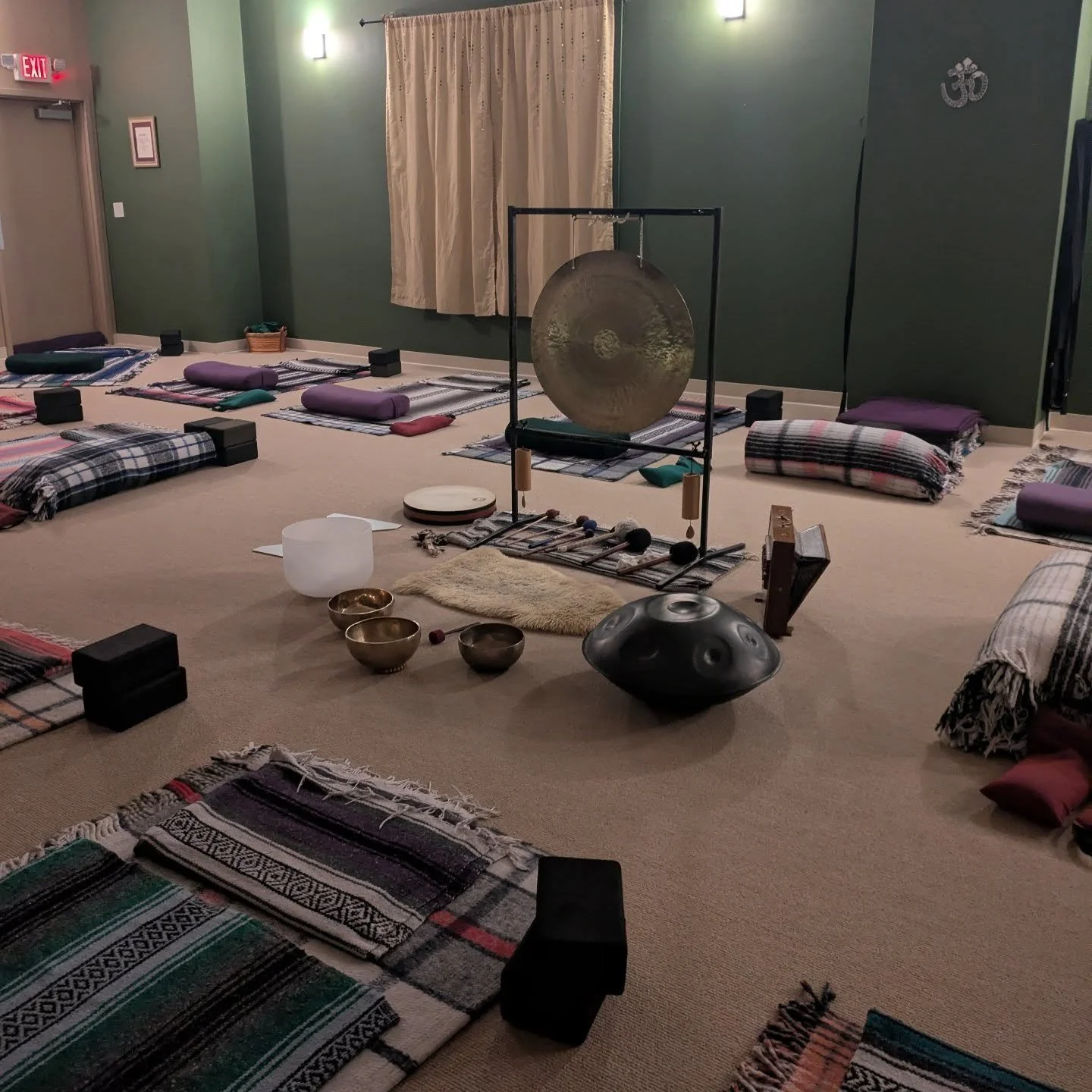 This Friday night!
@bldg7_yoga in Wyomissing
Investment $35
Looking forward to providing a soundbath with Jess's restorative yoga magic!  A few spaces remain!  We look forward to supporting you :)