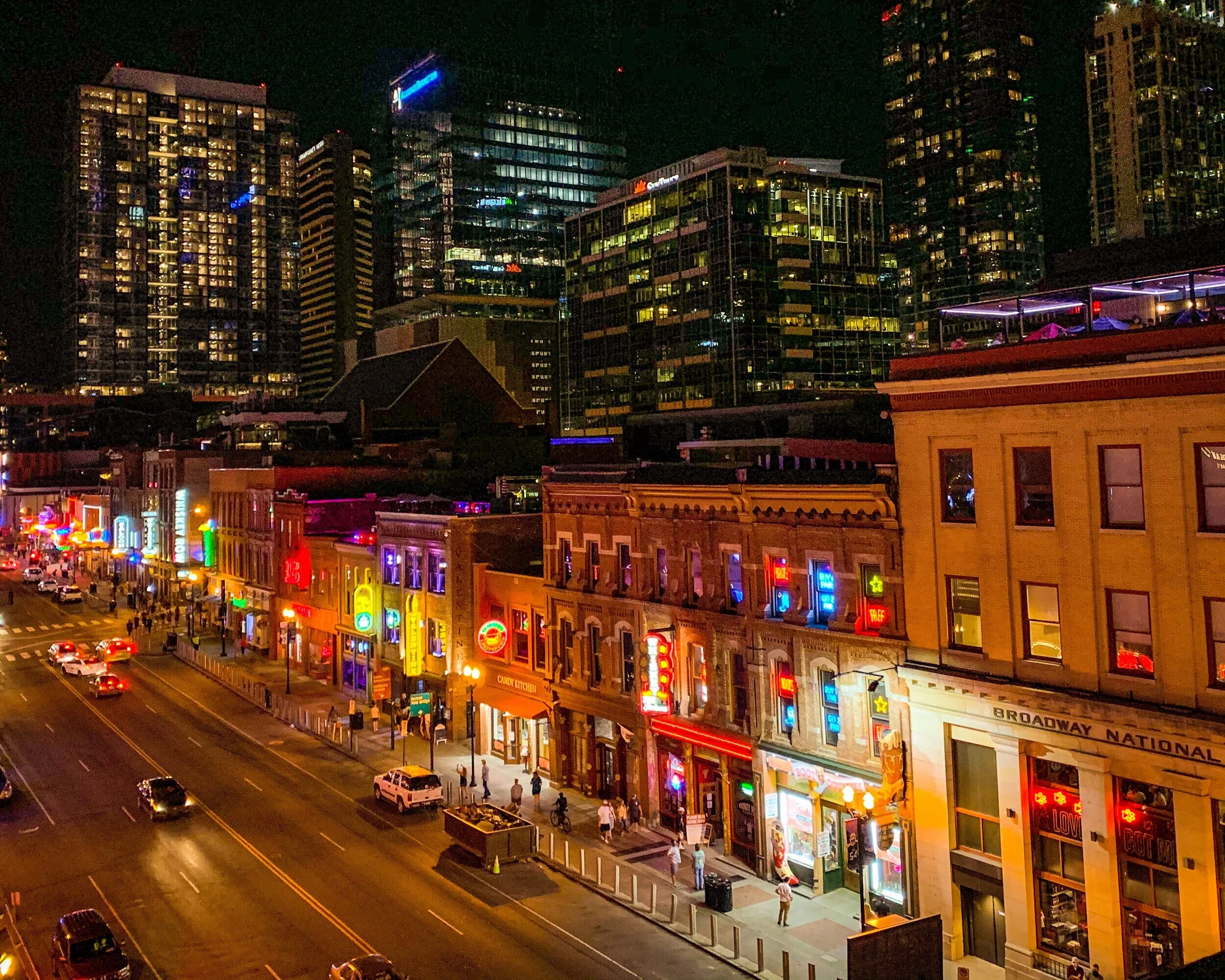 Nashville+at+night.jpg