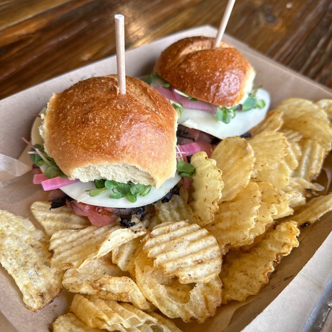 Have you tried our new seasonal sliders yet? 

ROAST BEEF SLIDERS: Baker Dave&rsquo;s Brioche buns, roast beef, provolone, horseradish aioli, pickled onion, topped with Cuyahoga Falls Fresh Farm microgreens &amp; served with kettle chips

CHICKPEA SA