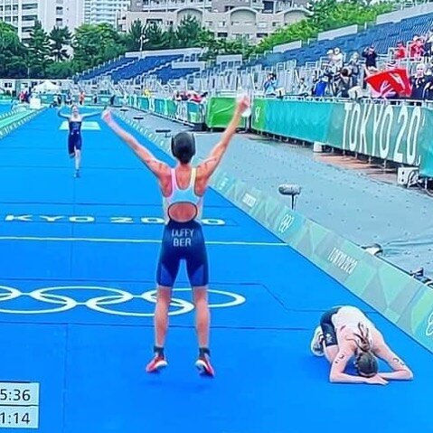 This picture was too good not to share. At times, I&rsquo;ve been asked why I love the sport of triathlon so much. I can explain this in one word, SUPPORT. ⠀
⠀
With all the activities I do and have done, I&rsquo;ve never found a community that is sup