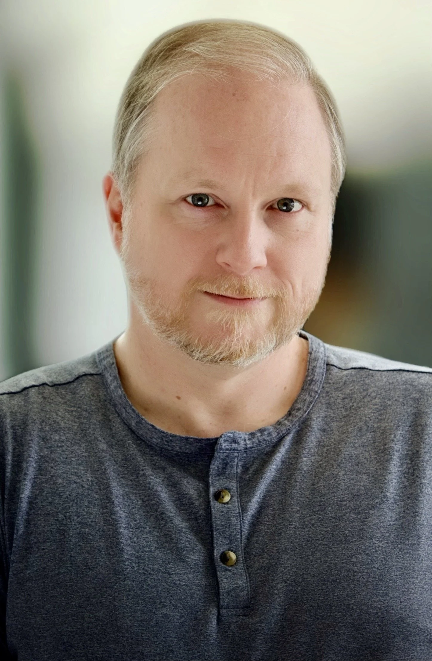 KevinLowney_Headshot-1.JPG