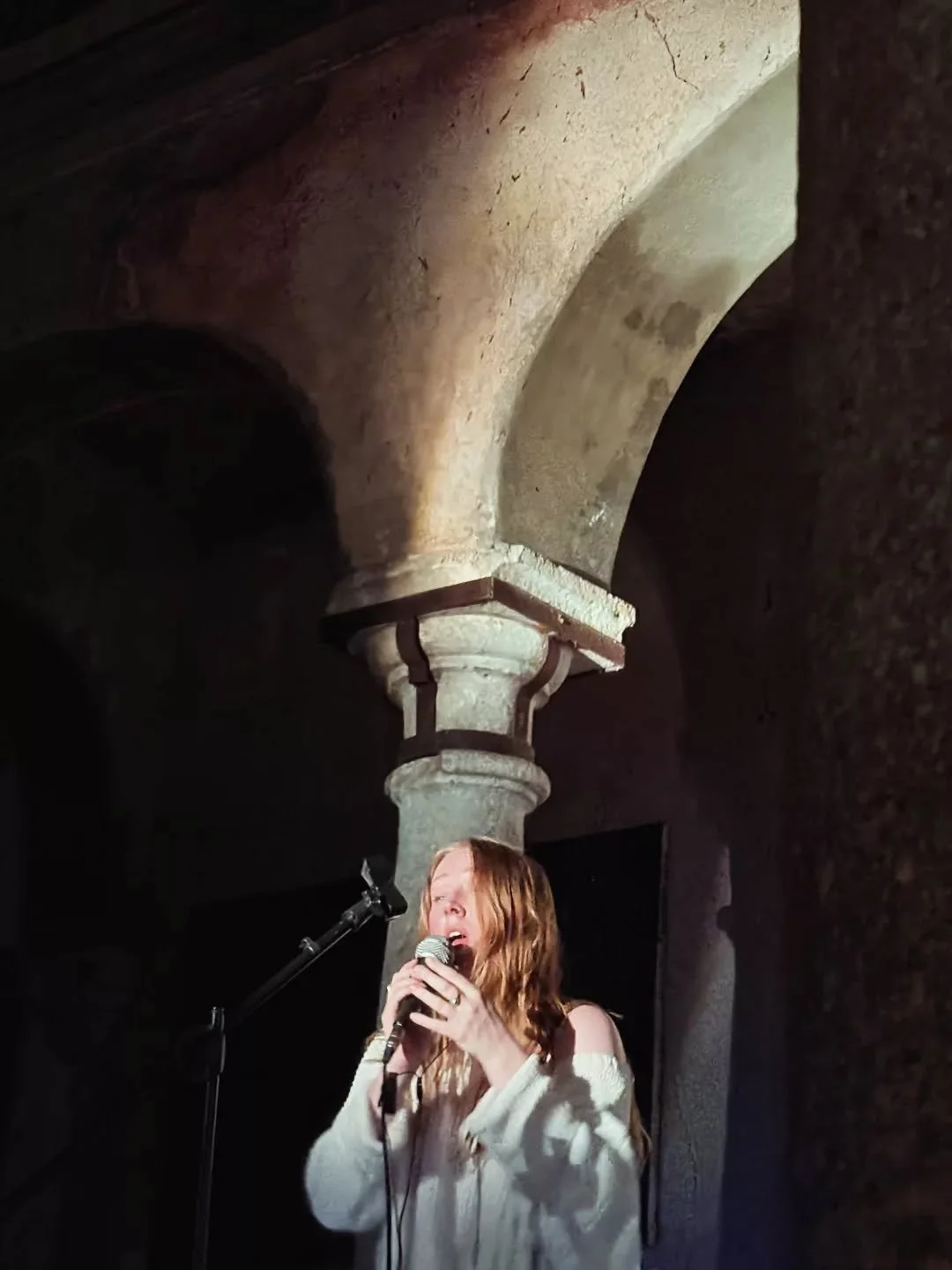 a few mexico moments from the road. 🦋
i haven't seen nearly enough of what this country has to offer, but i've more than felt the creativity and pure warmth of the locals.
if you're in CDMX, keep your eyes here for news of a final hurrah to wrap up 