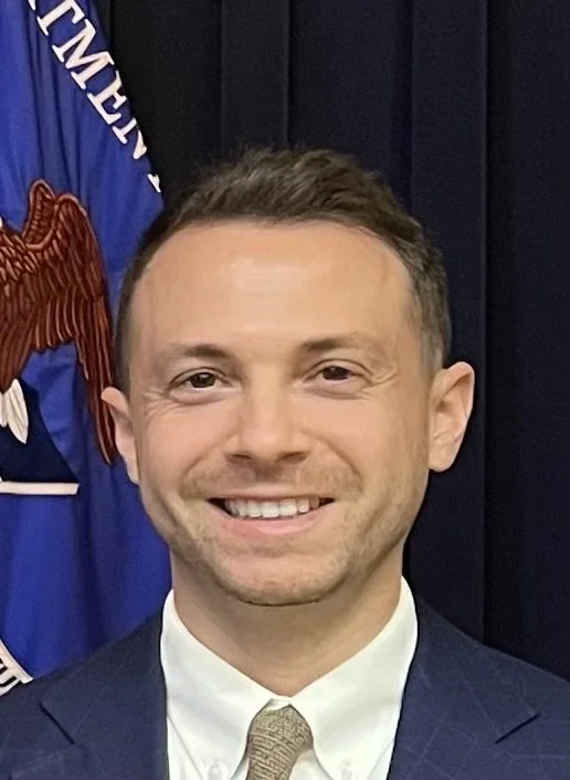 Headshot of Aaron Frumkin