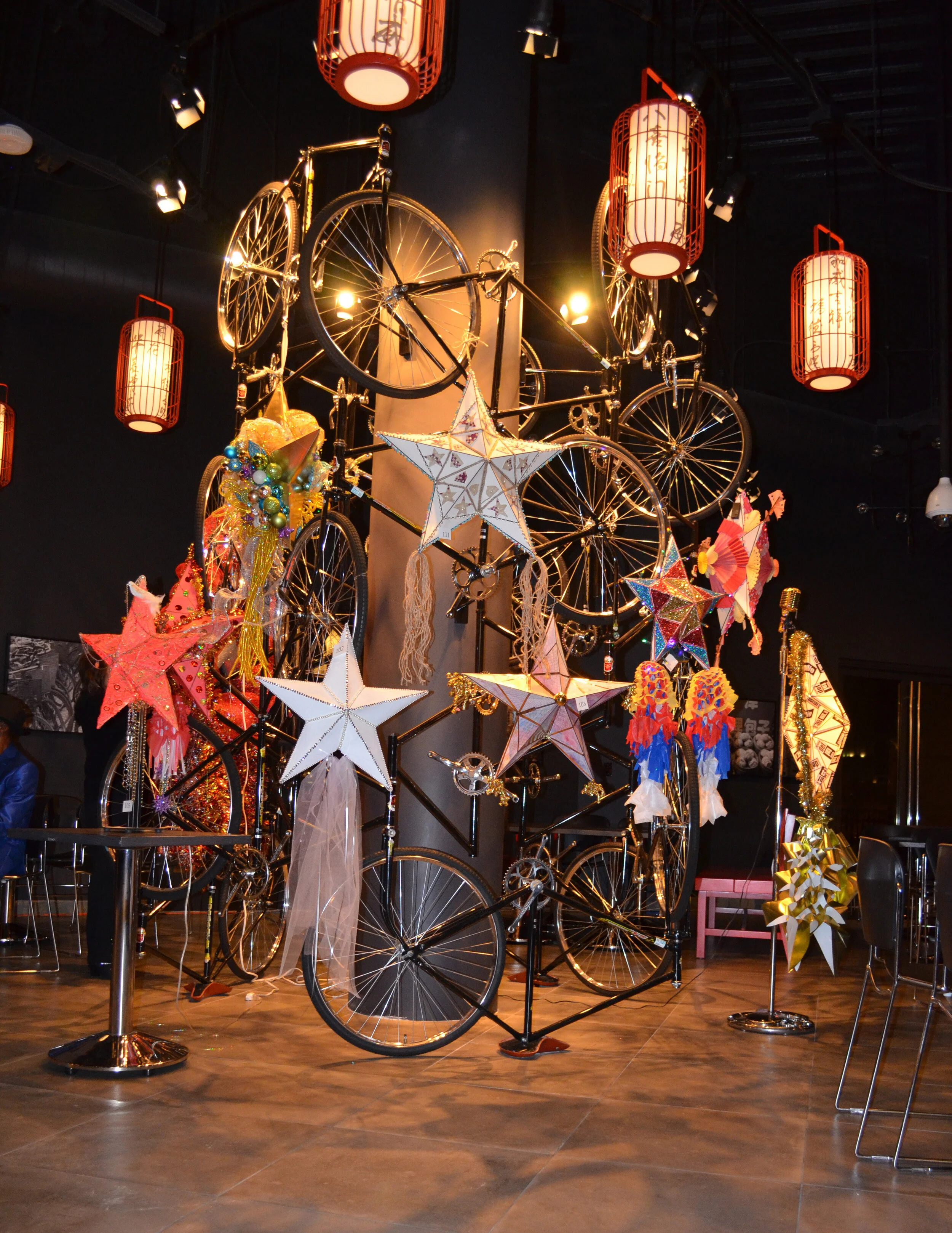 The 17 Parol entries, as installed at the Market Place of the Lucky Dragon Hote land Casino. The entries were a sight to behold and they truly stepped up to the plate. Resplendent in their own unique presentations, the stars literally shone through …