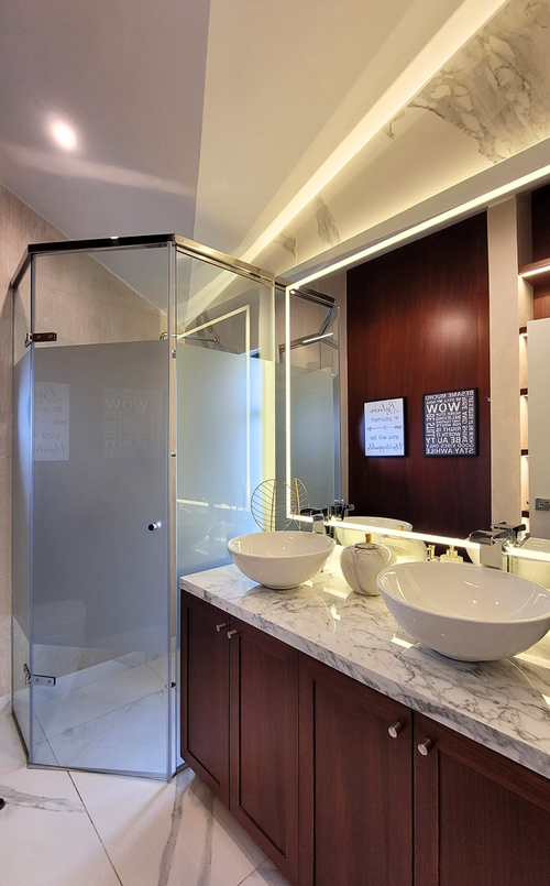 baño estatuario.png