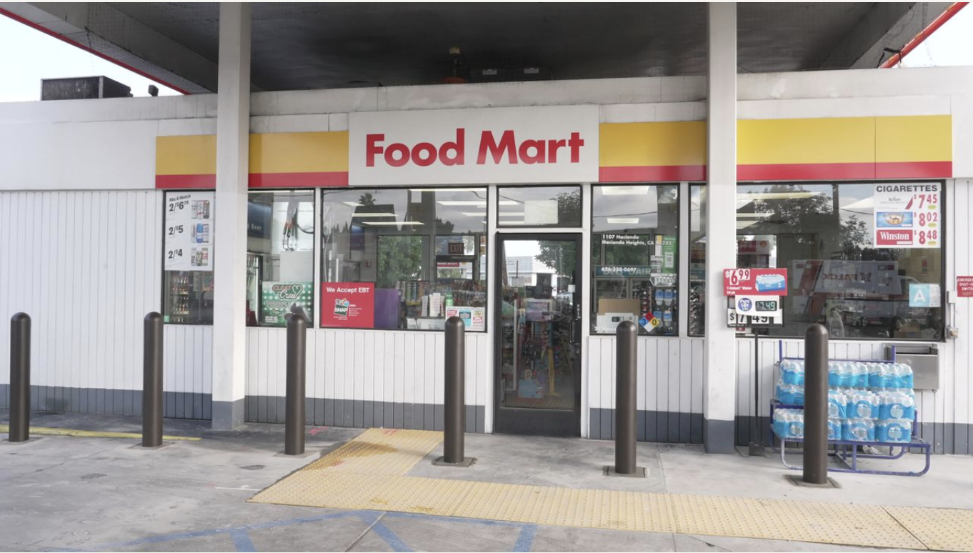 C-Store Bollards