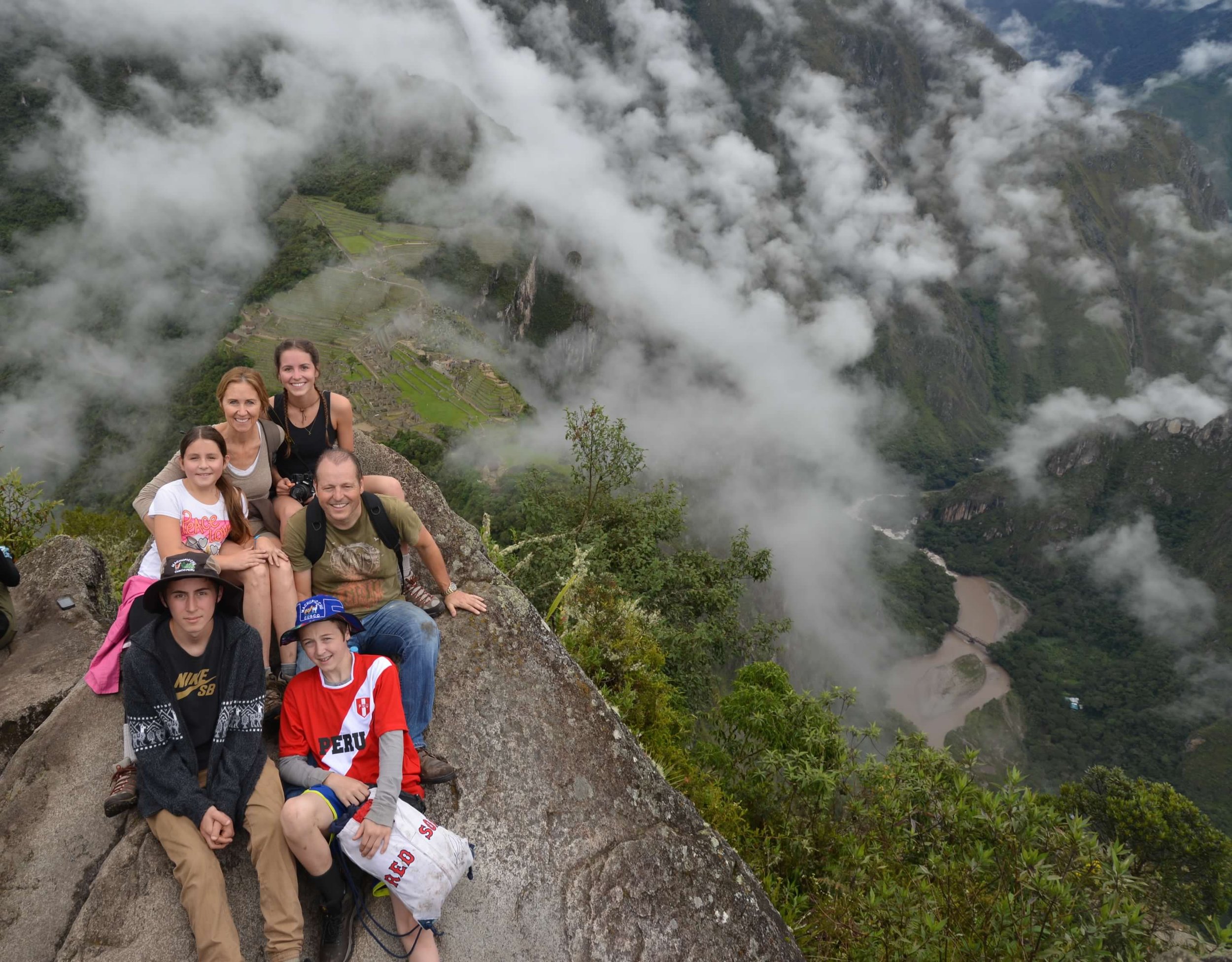 fam photo circa 2015 at the top of Huayna Picchu 