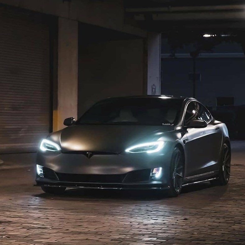 Ask us about our Tesla cars! #Cloveride

⠀⠀⠀⠀ ⠀⠀⠀⠀
📸 @tslarush