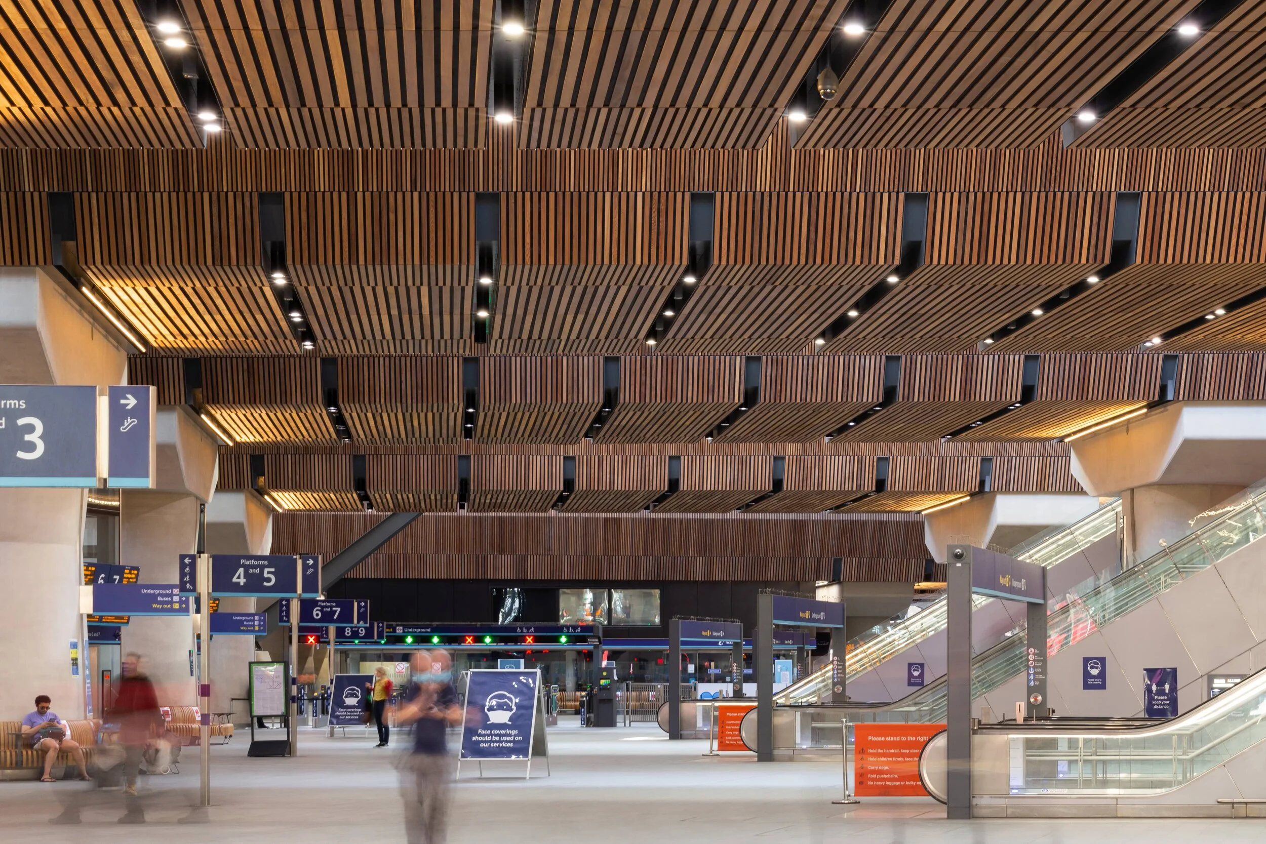 London Bridge Station. Architect: Grimshaw         Client: Network Rail          Struct. Eng: WSP/ Arcadis   Contractor: Costain, Balfour Beatty, Siemens