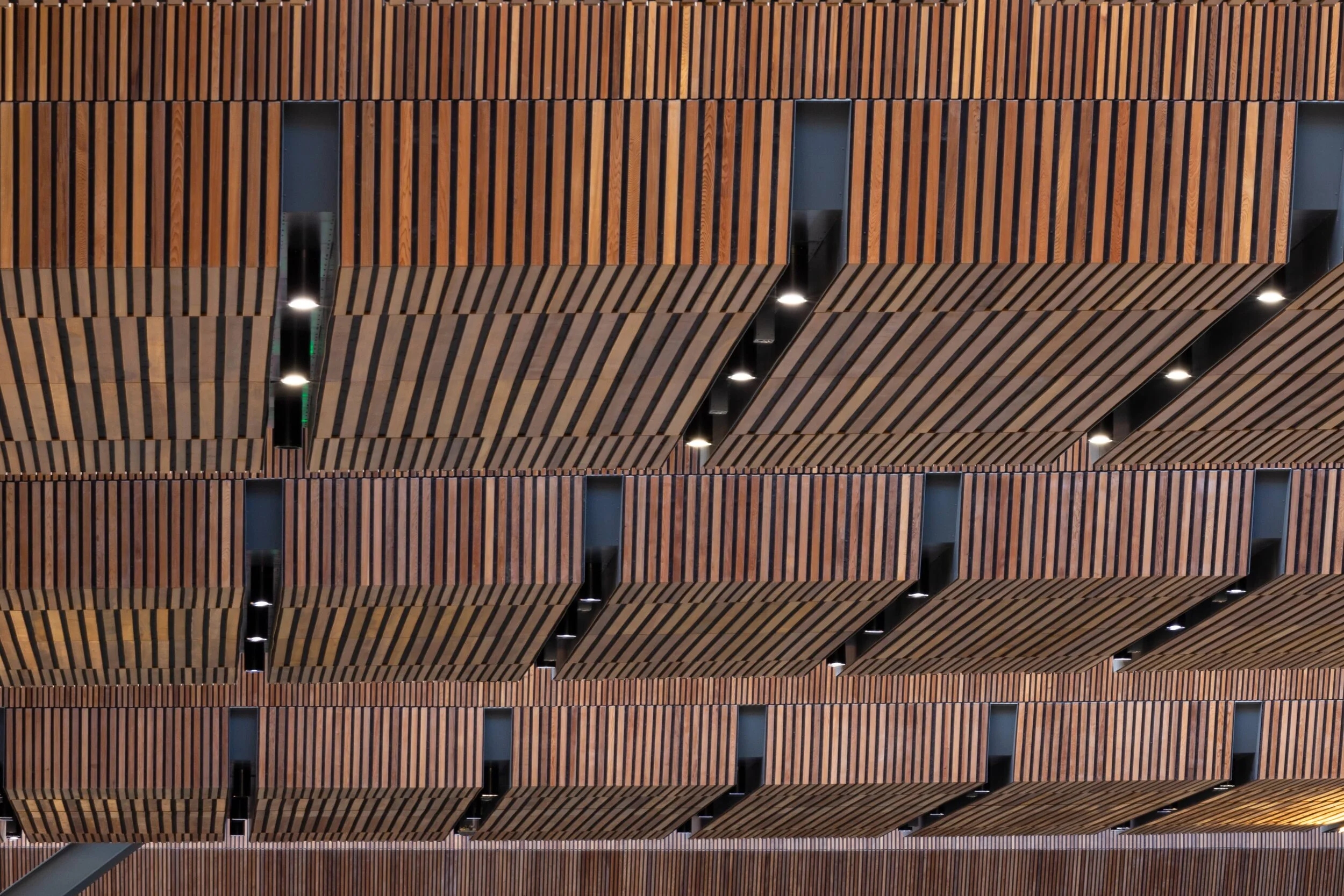 London Bridge Station. Architect: Grimshaw         Client: Network Rail          Struct. Eng: WSP/ Arcadis   Contractor: Costain, Balfour Beatty, Siemens