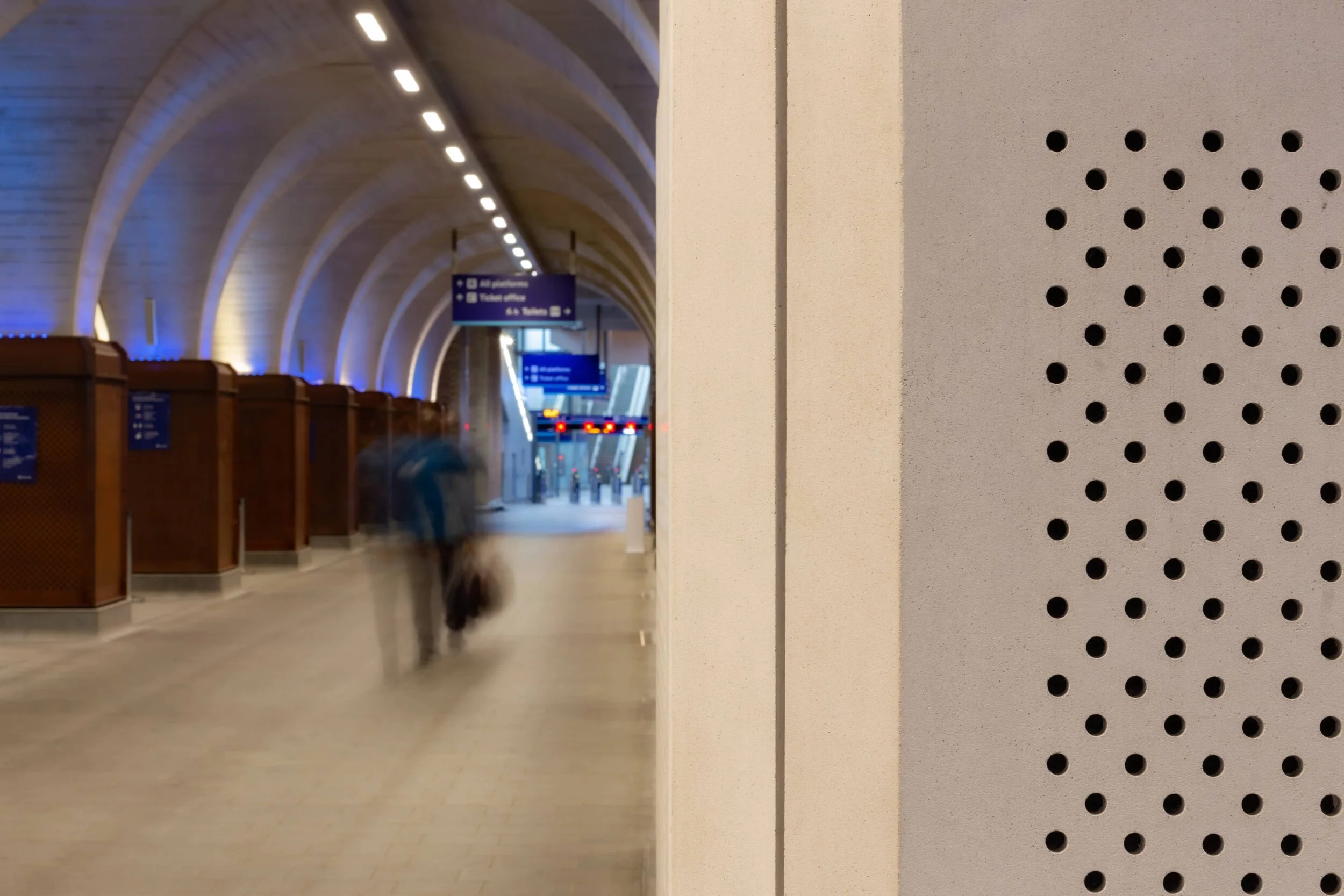 London Bridge Station. Architect: Grimshaw         Client: Network Rail          Struct. Eng: WSP/ Arcadis   Contractor: Costain, Balfour Beatty, Siemens