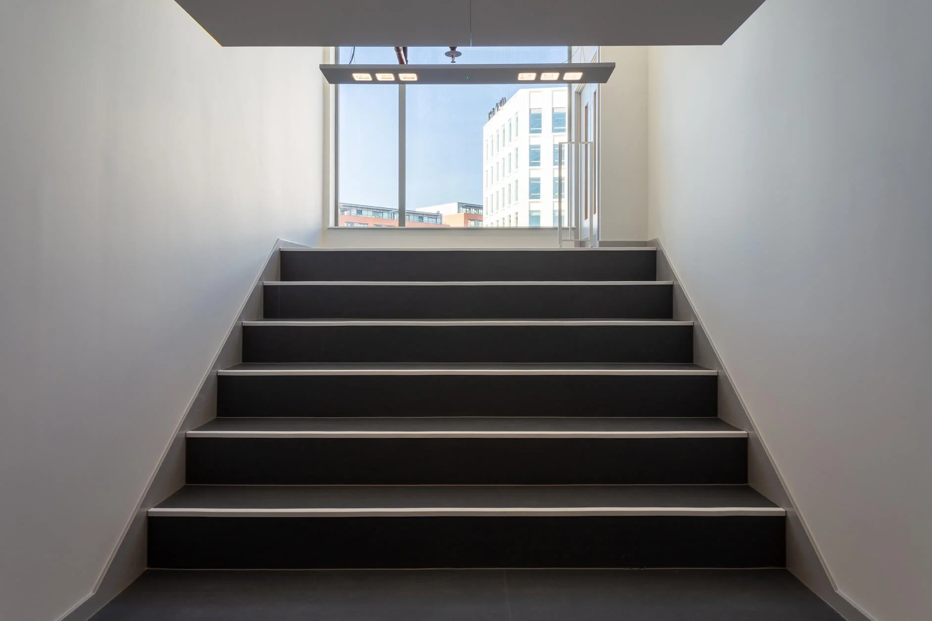 Perkins-&-Will-School-360-London-Photograph-014.jpg