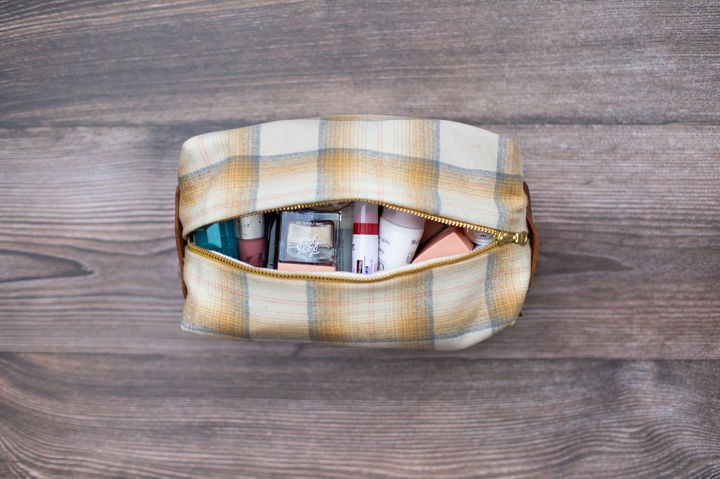 Travel Kit in Pale Yellow Plaid Pendleton Wool 0009 (Copy) (Copy)