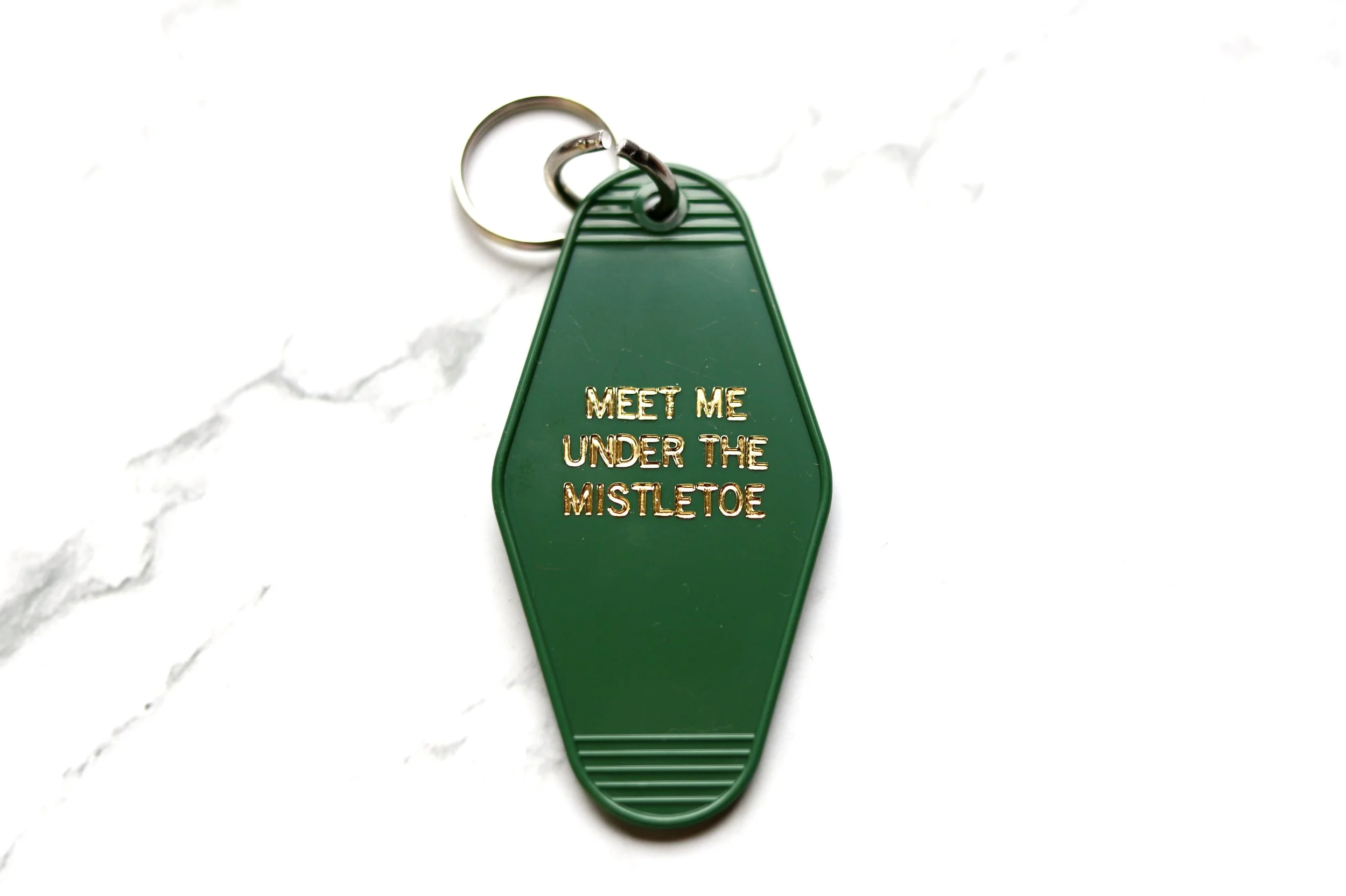 Keychain- Meet Me Under The Mistletoe