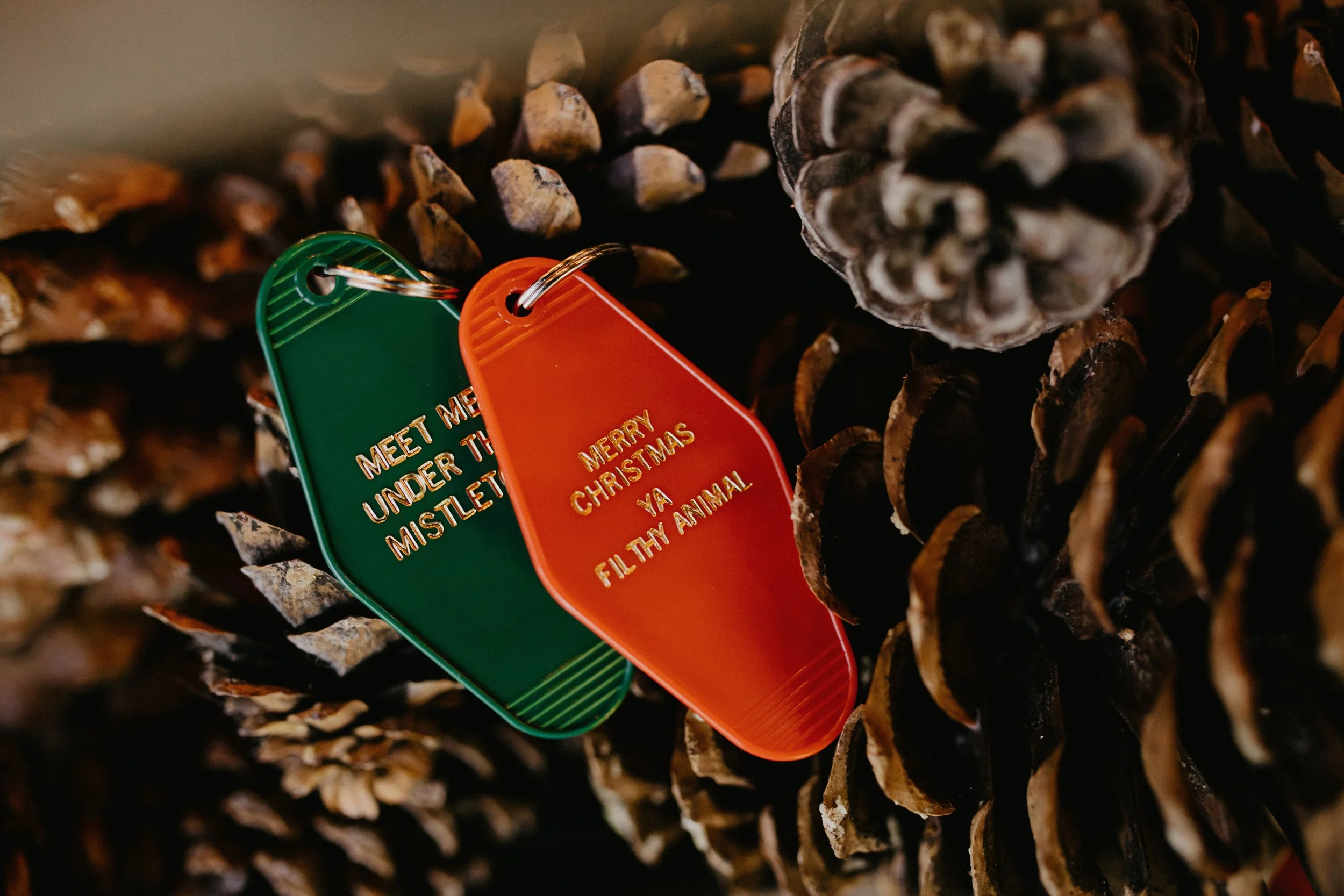 Keychain- Meet Me Under The Mistletoe