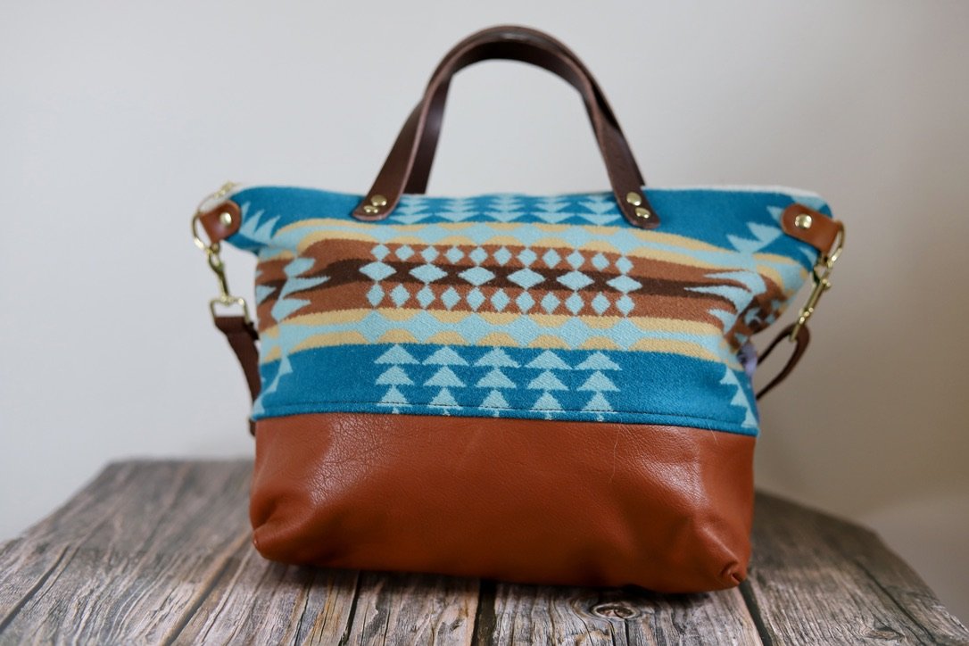 Crossbody Purse in Rancho Arroyo Aqua Pendleton Wool 001