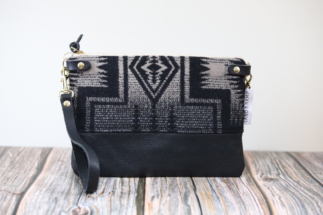 3 in1 Wristlet in Harding Tan Pendleton Wool 001
