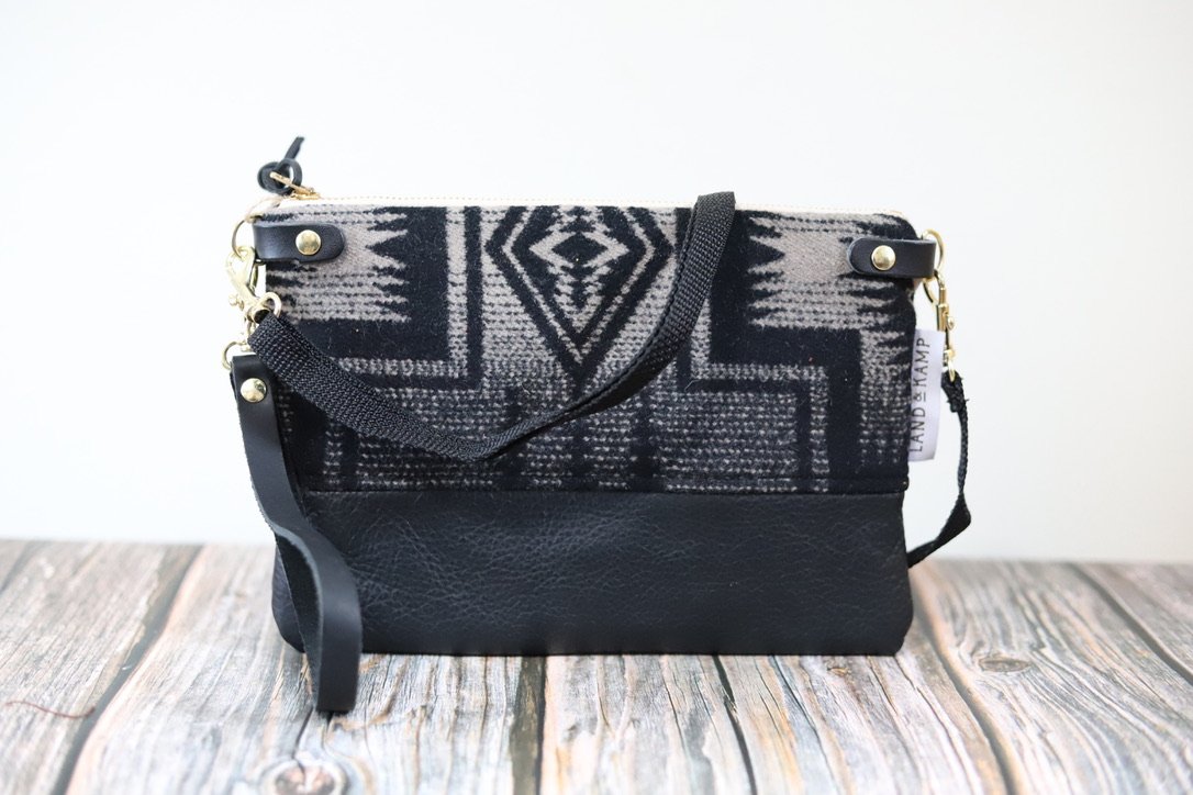 3 in1 Wristlet in Harding Tan Pendleton Wool 001