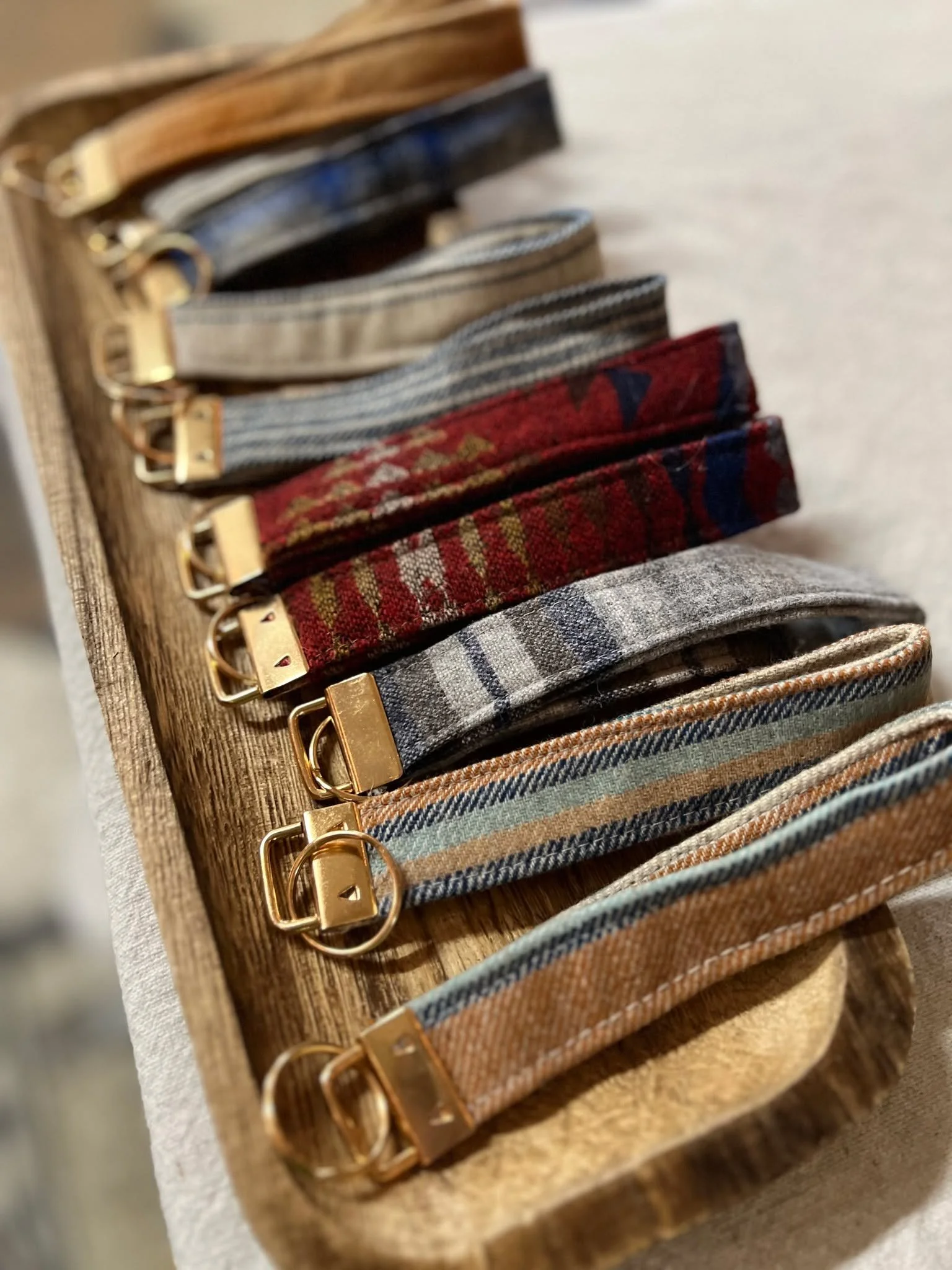 Your Saturday just got a whole lot craftier. 🔑 June 6th: Custom Keyfob Wristlets! 2  Full kits included; just bring your machine. Link in bio! #HandmadeMatters #urbanite #HandmadeQuality #MadeToLast #LandAndKamp #SlowFashion #PNWStyle