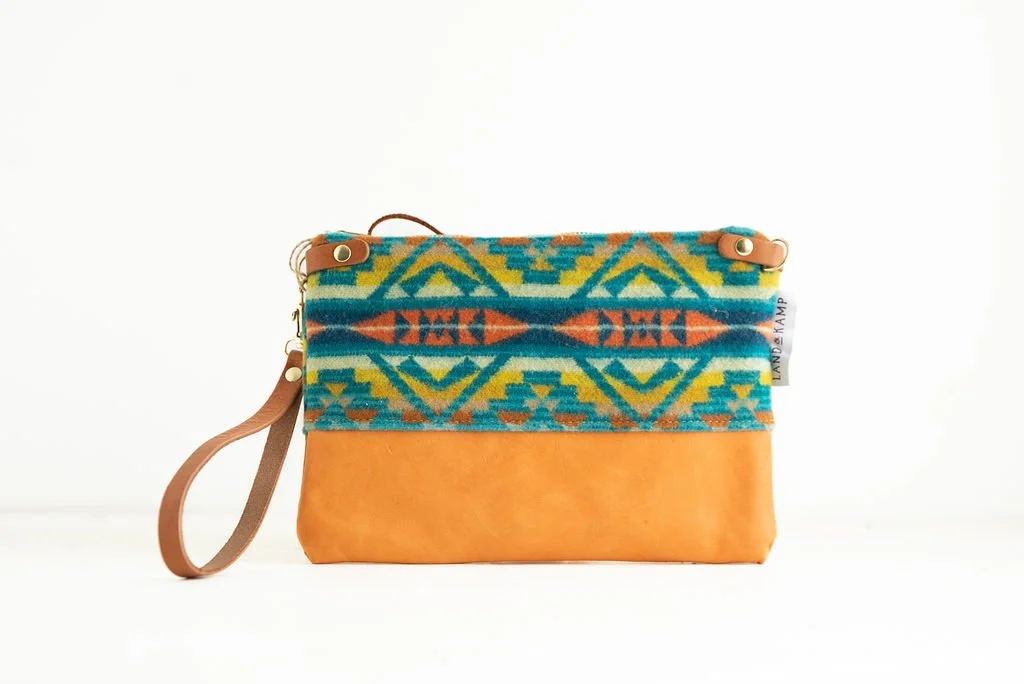 3 in1 Wristlet in Turquoise Alto Mesa Wool