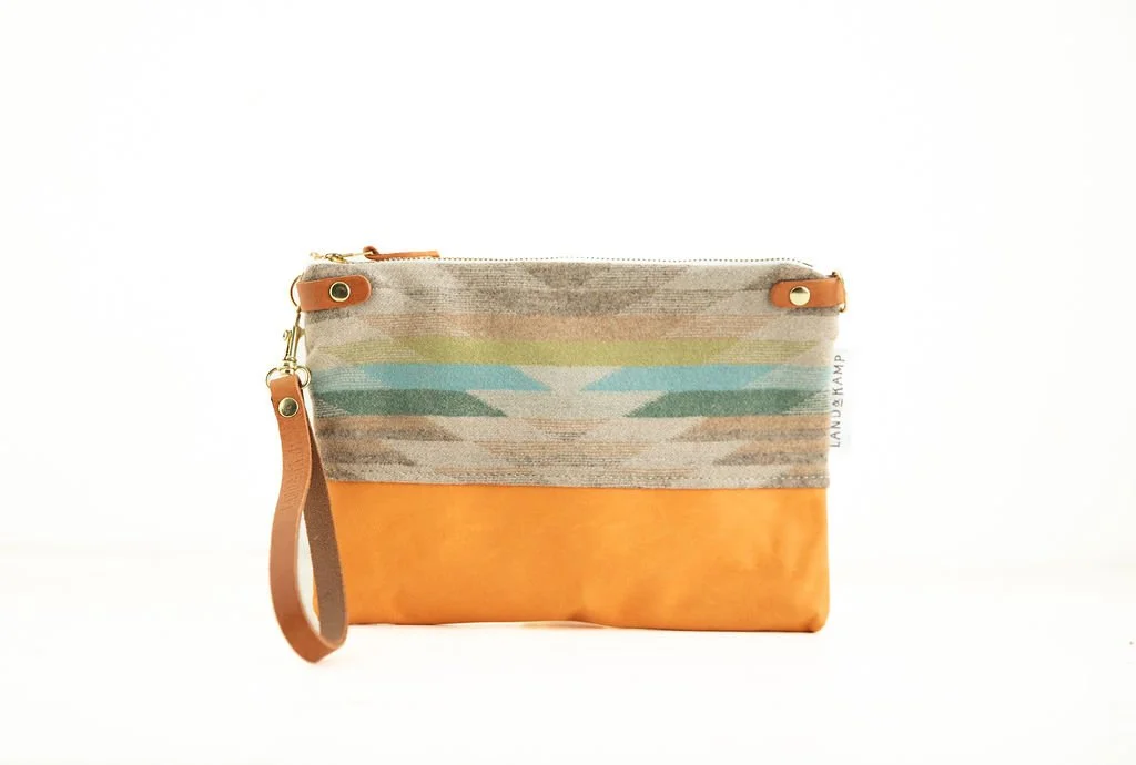 3 in1 Wristlet in Summerland Wool