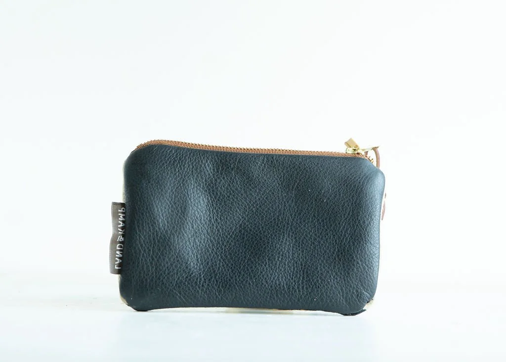 Backside Detail view of the Rancho Arroyo Black wool pouch featuring YKK zipper and leather pull tag by Land & Kamp